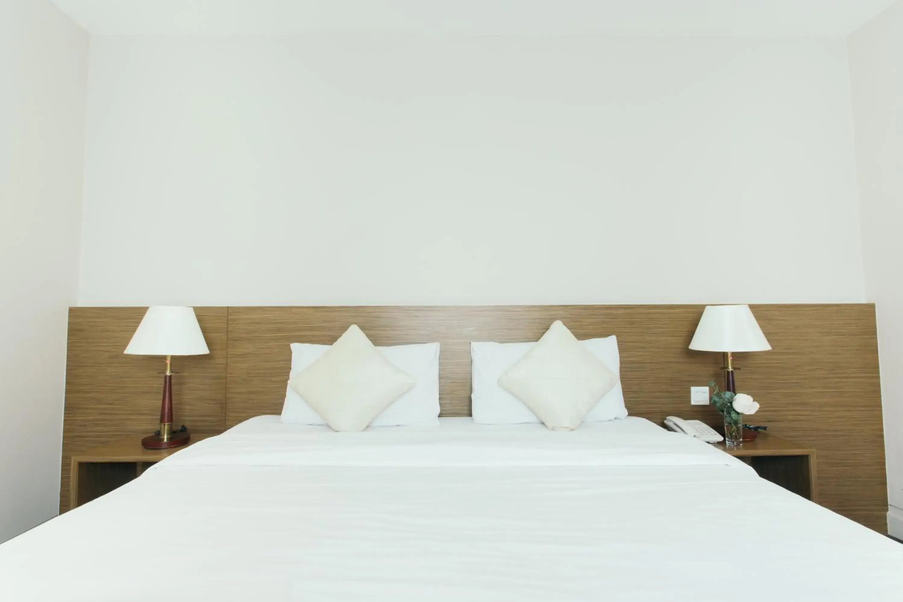 Standard Double Room (1 Big Bed) in Thomson Residence Hotel Standard Double Room (1 Big Bed) in Thomson Residence Hotel