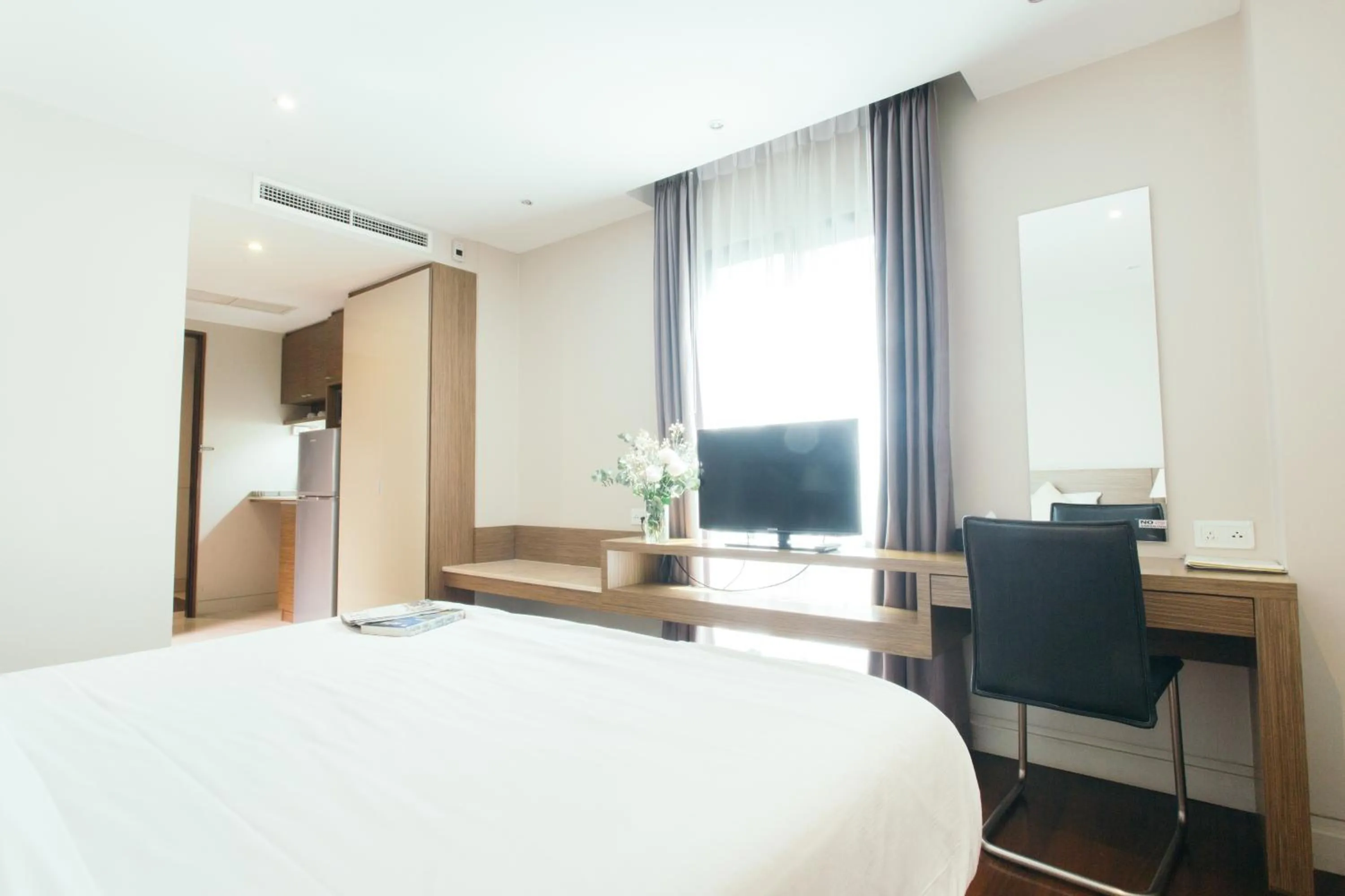 Bedroom, Bed in Thomson Residence Hotel