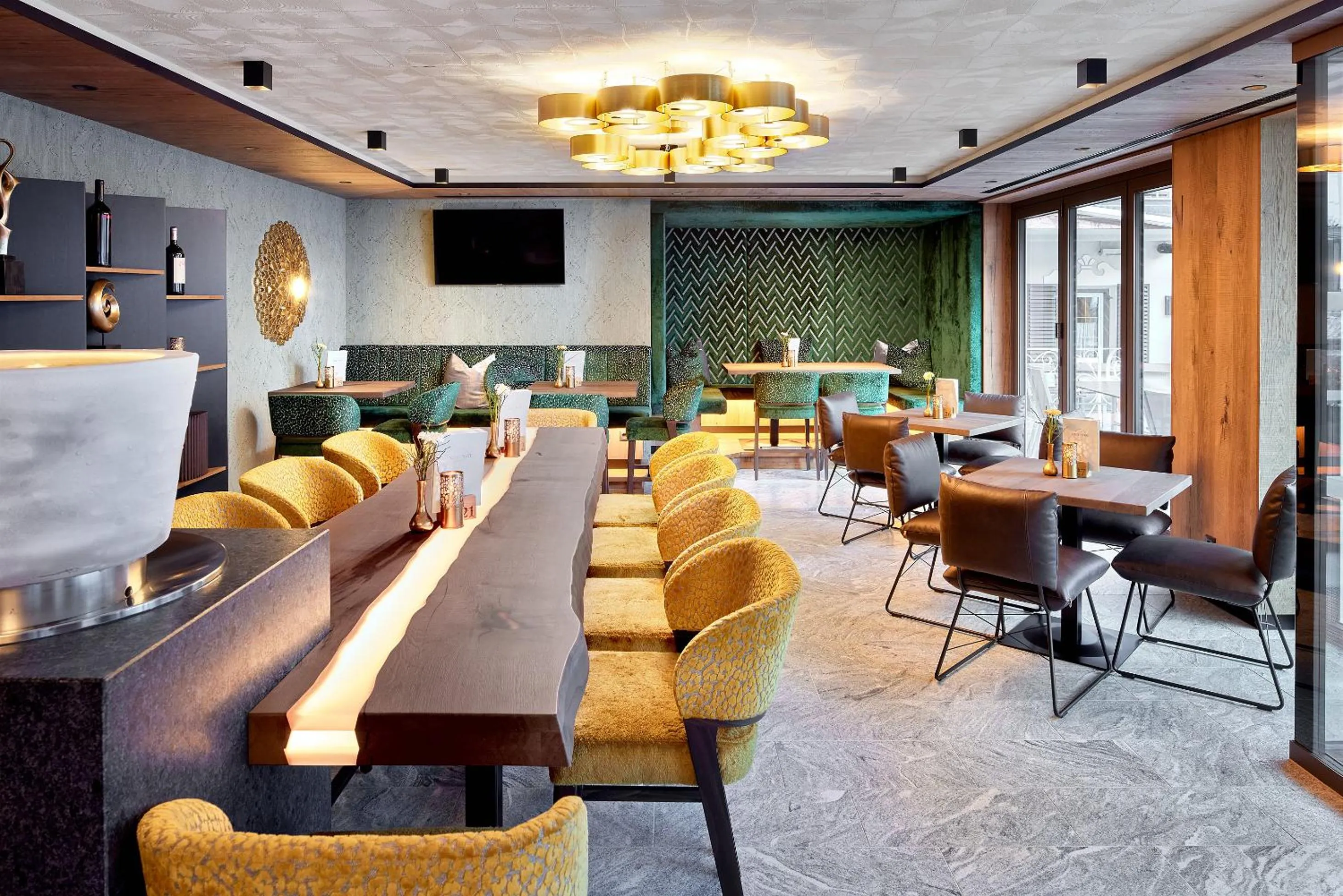 Restaurant/places to eat in Hotel Neue Post