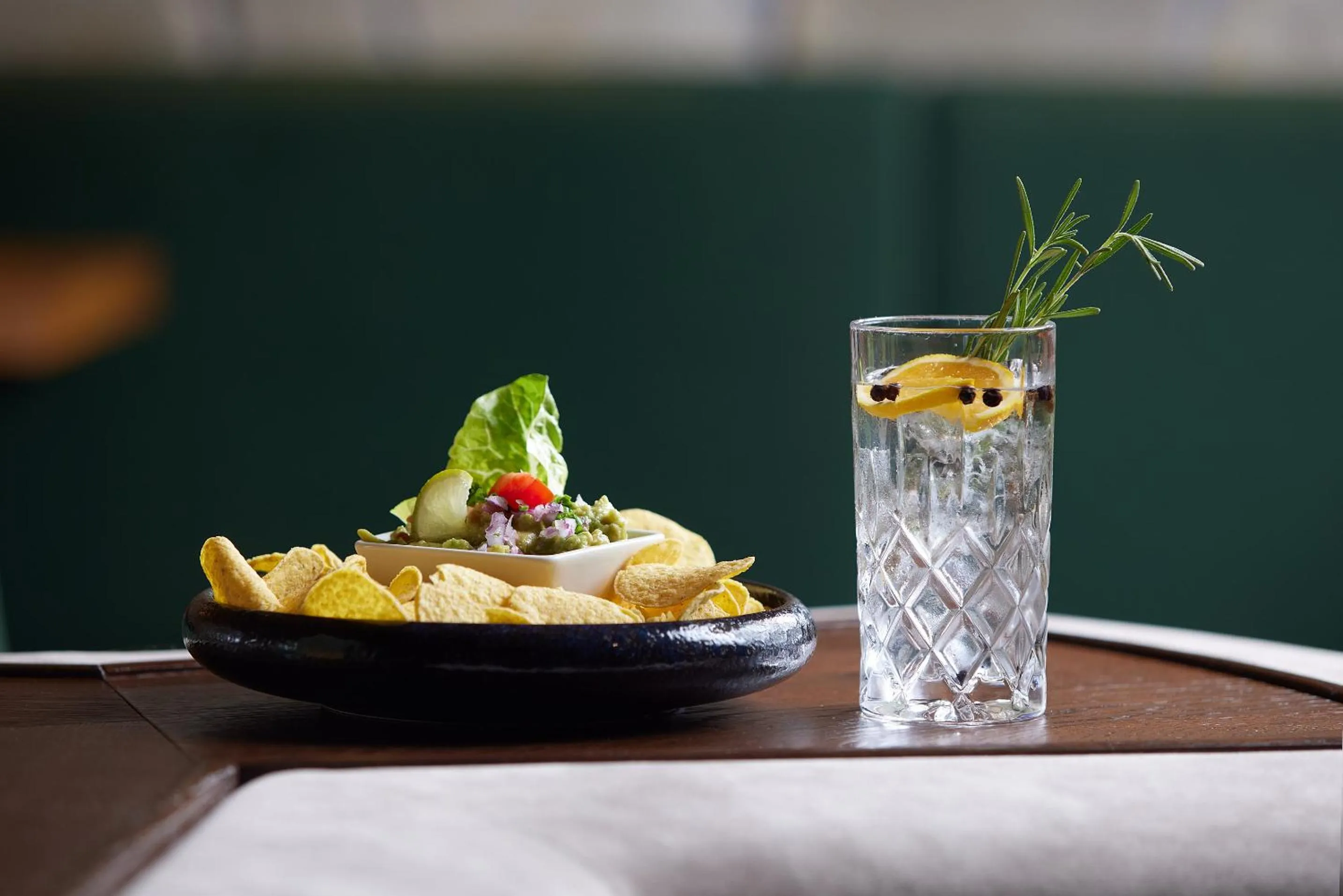 Lounge or bar in Hotel Neue Post