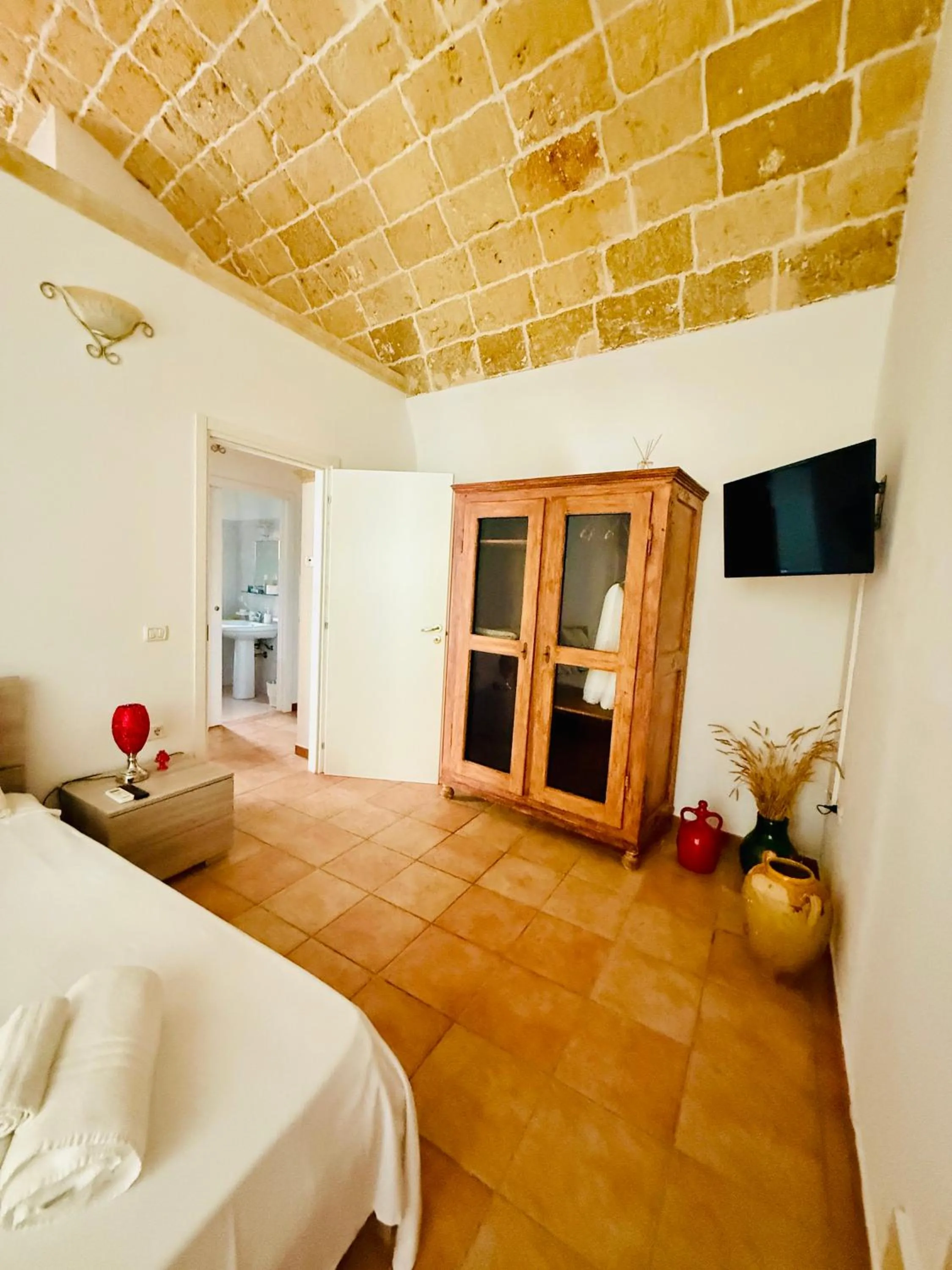 TV and multimedia, Bed in Nonna Veronica