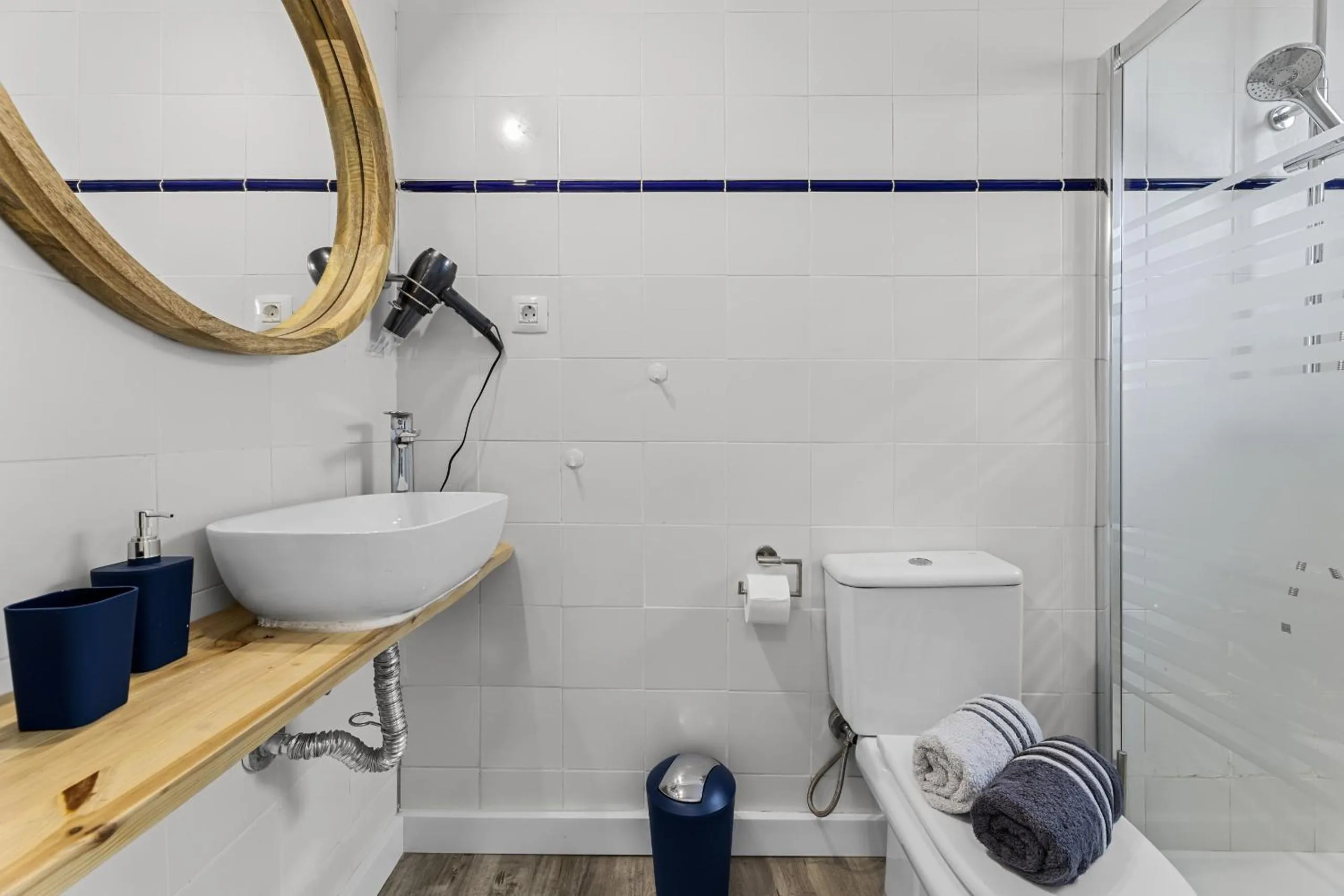 Bathroom in Casa Azul by Escape Home