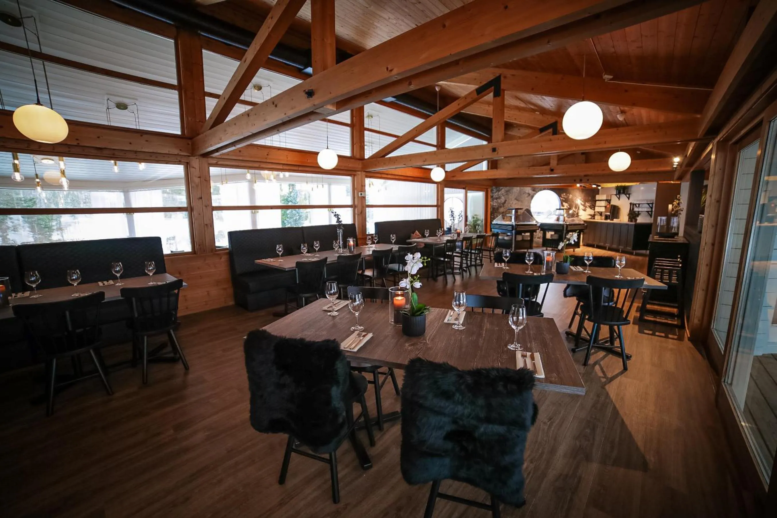 Restaurant/places to eat in Vesterland Feriepark Hytter, hotell og leikeland