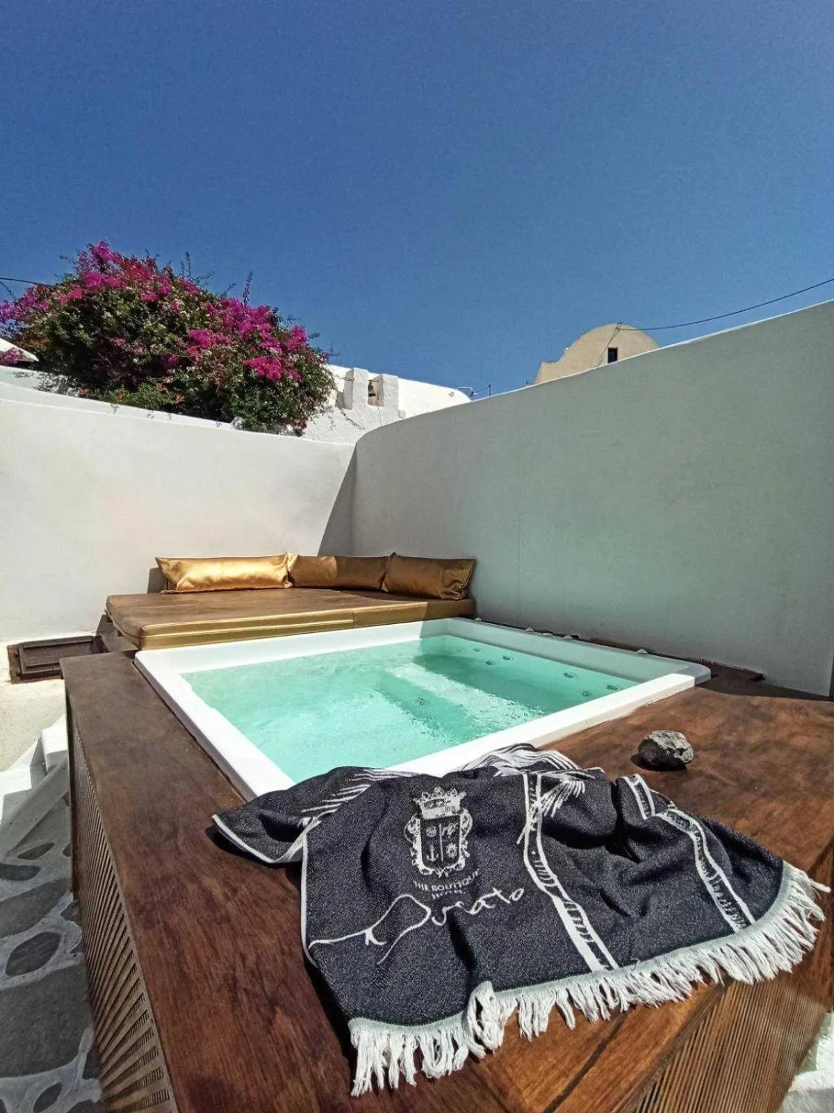 Hot Tub in Ducato Wine Village