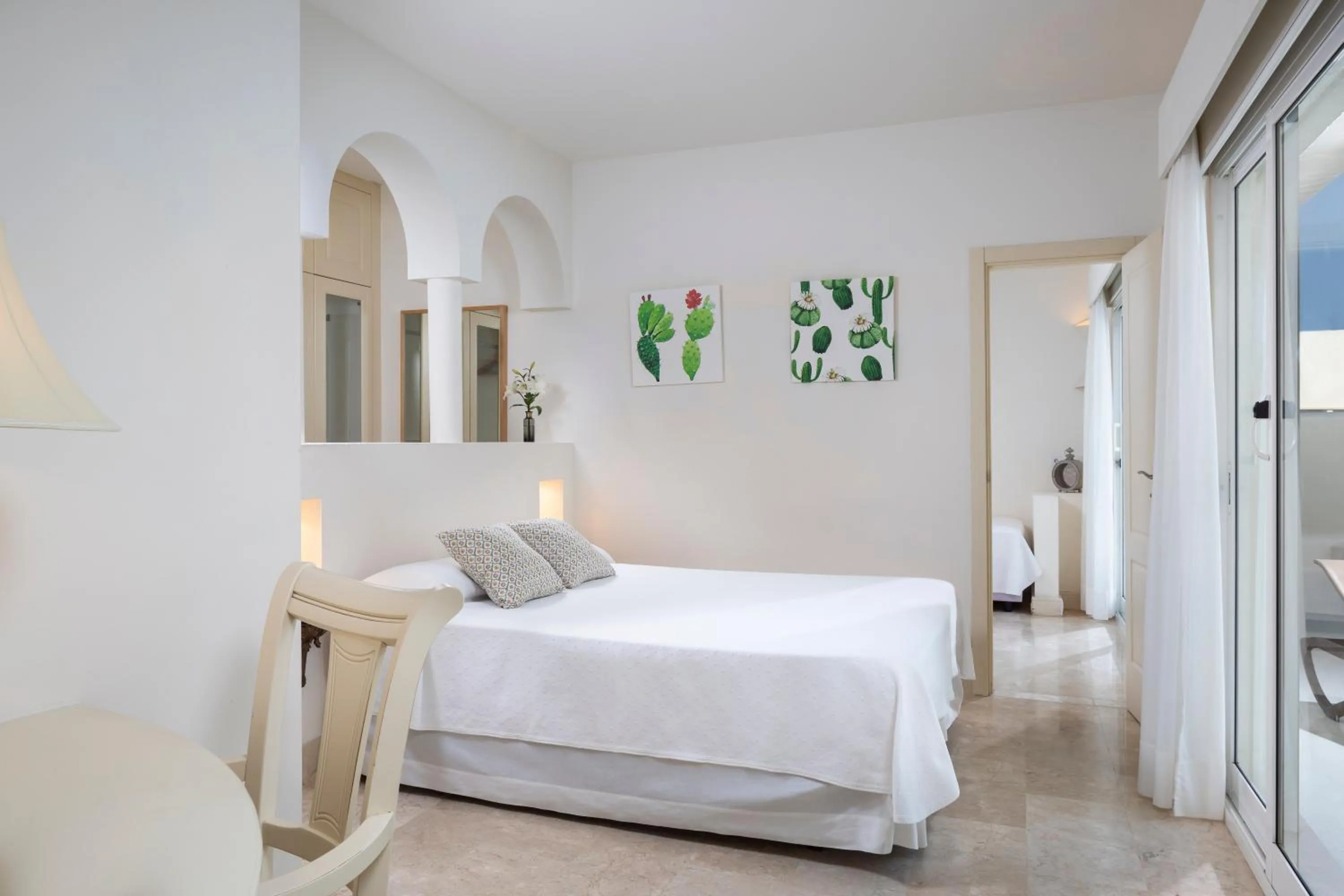 Photo of the whole room, Bed in Bahiazul Resort Fuerteventura