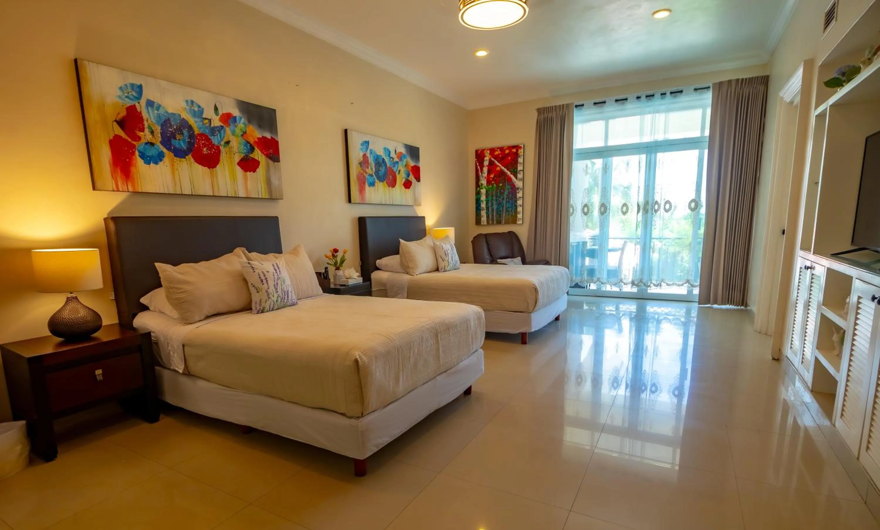 Bed in Villa Segovia Cozumel