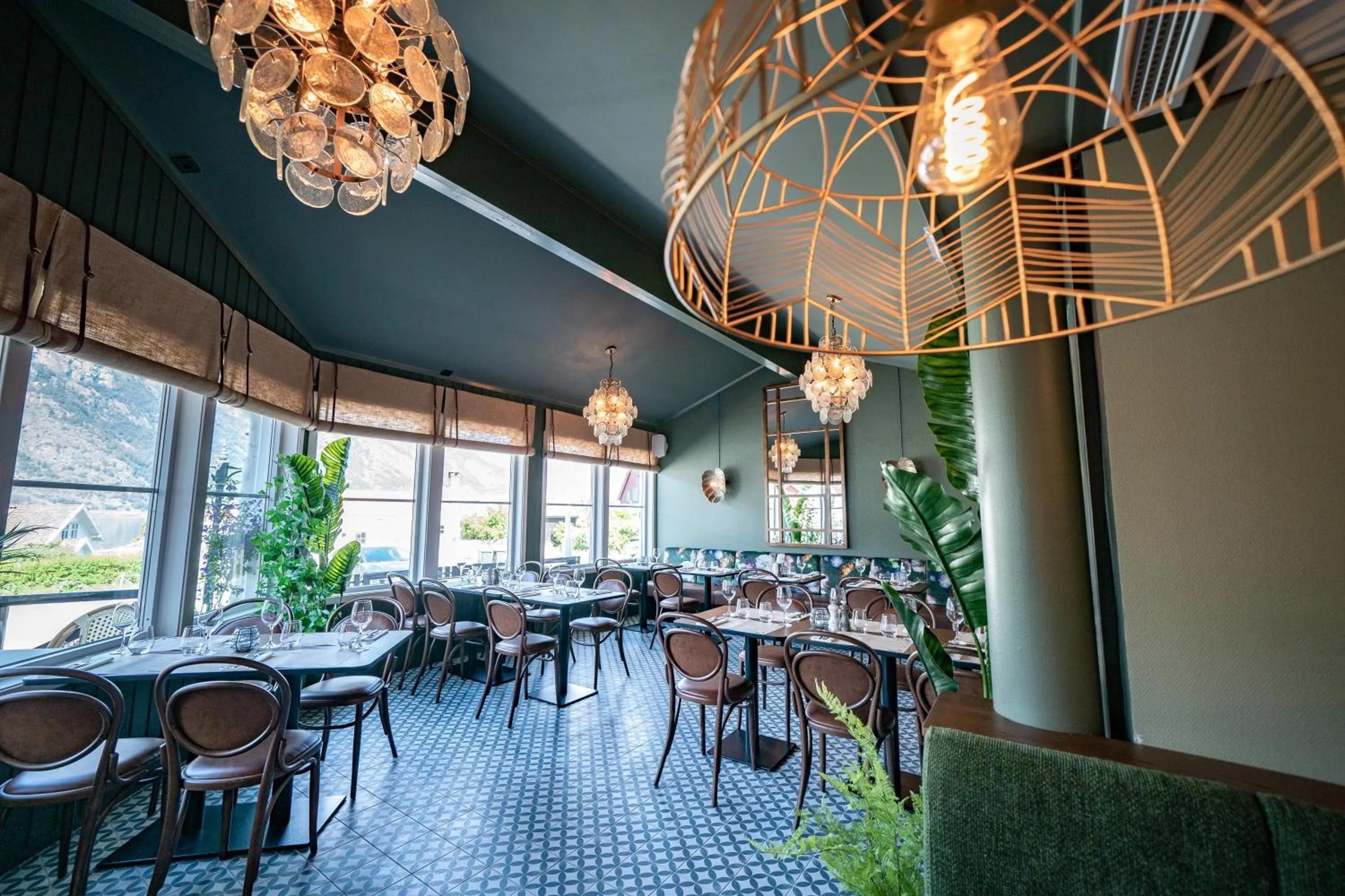 Restaurant/places to eat in Hotel Aurlandsfjord