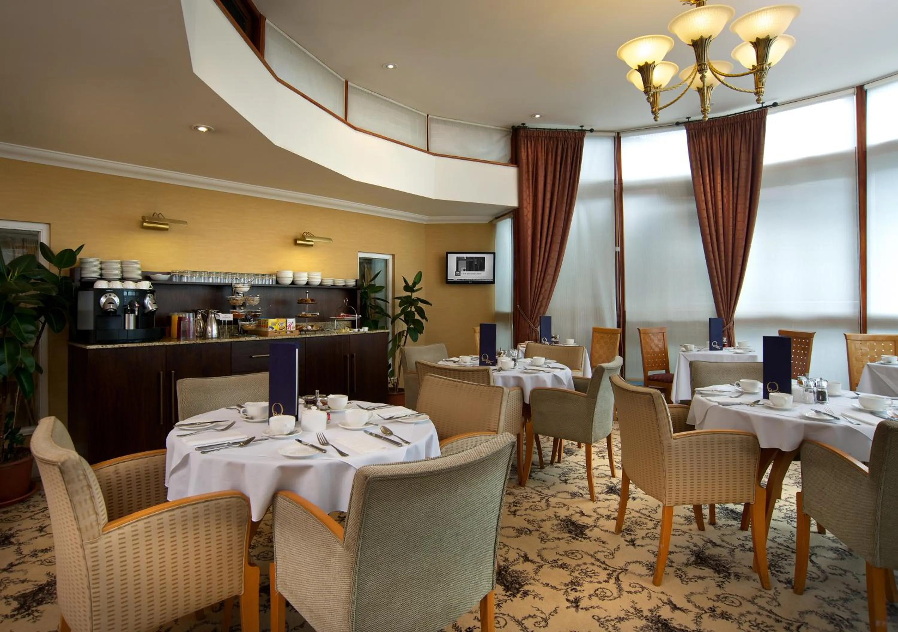 Restaurant/places to eat in Quebecs