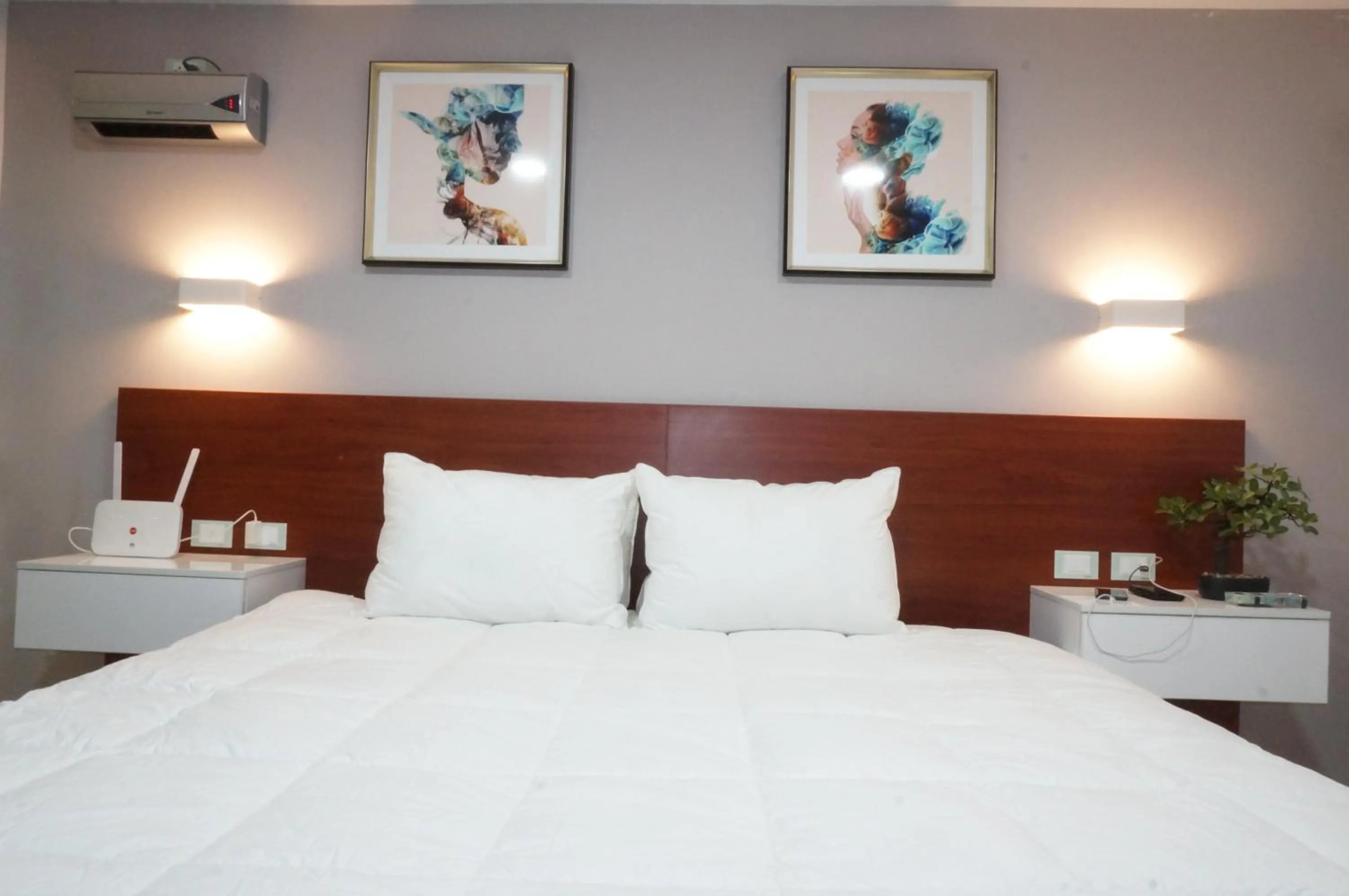 Bed in Hotel Don Bartolo