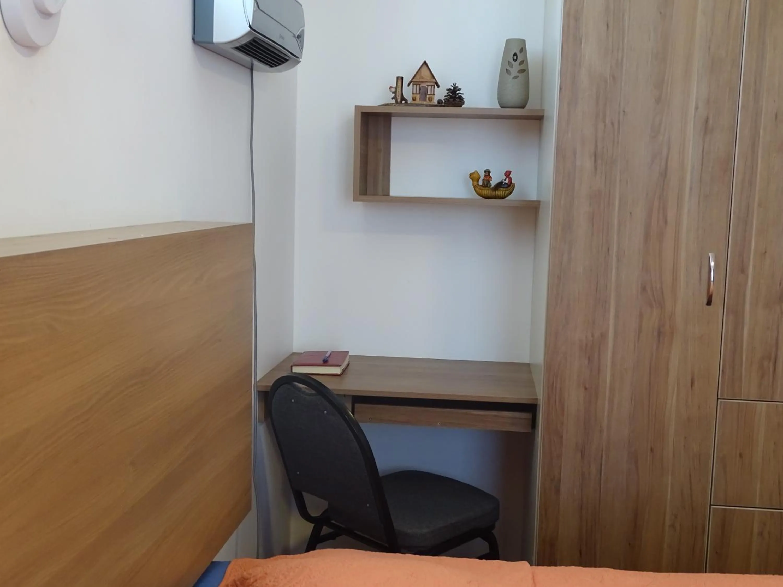 TV and multimedia in Hotel Don Bartolo