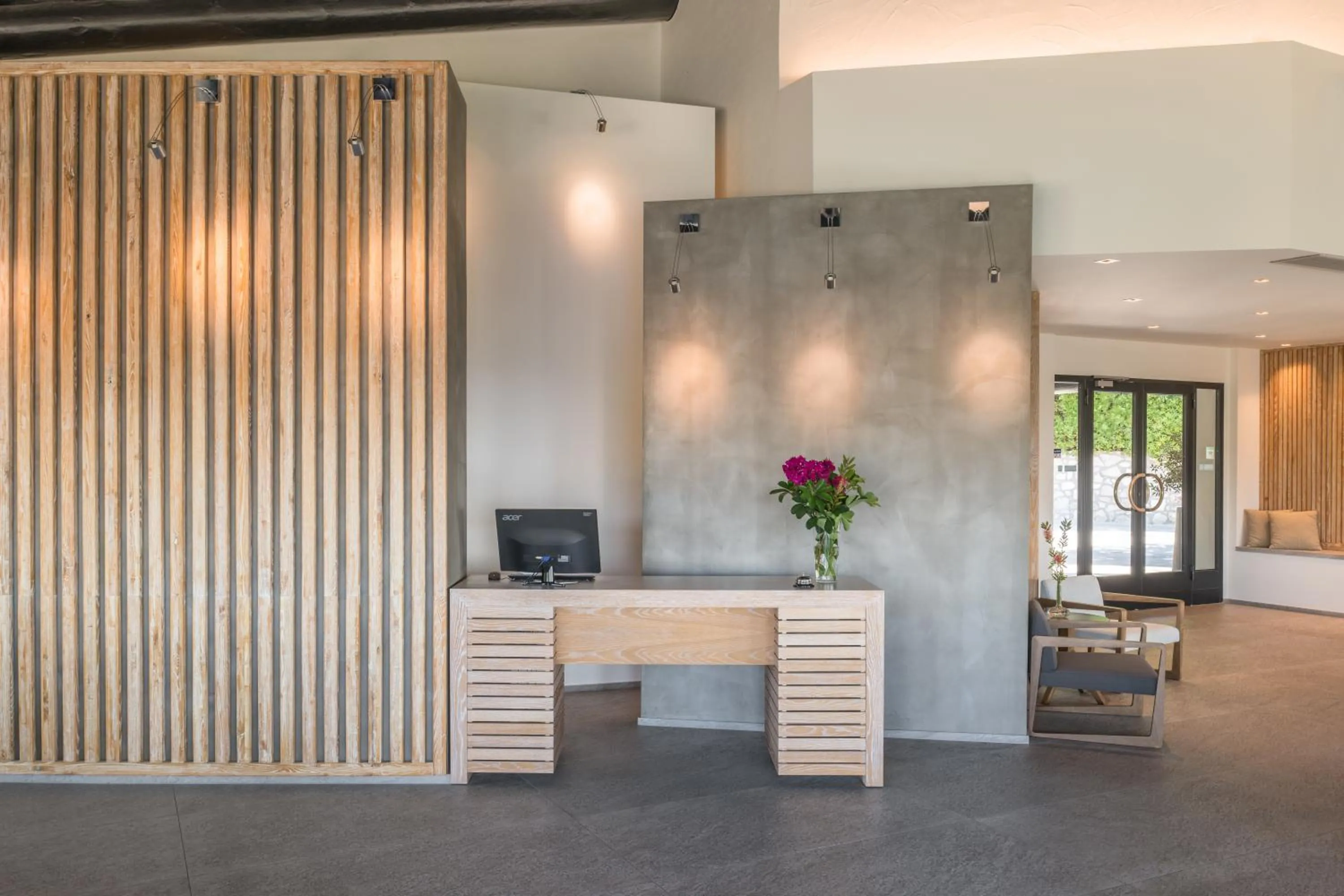 Lobby or reception in Movenpick Resort Agios Nikolaos Sivota