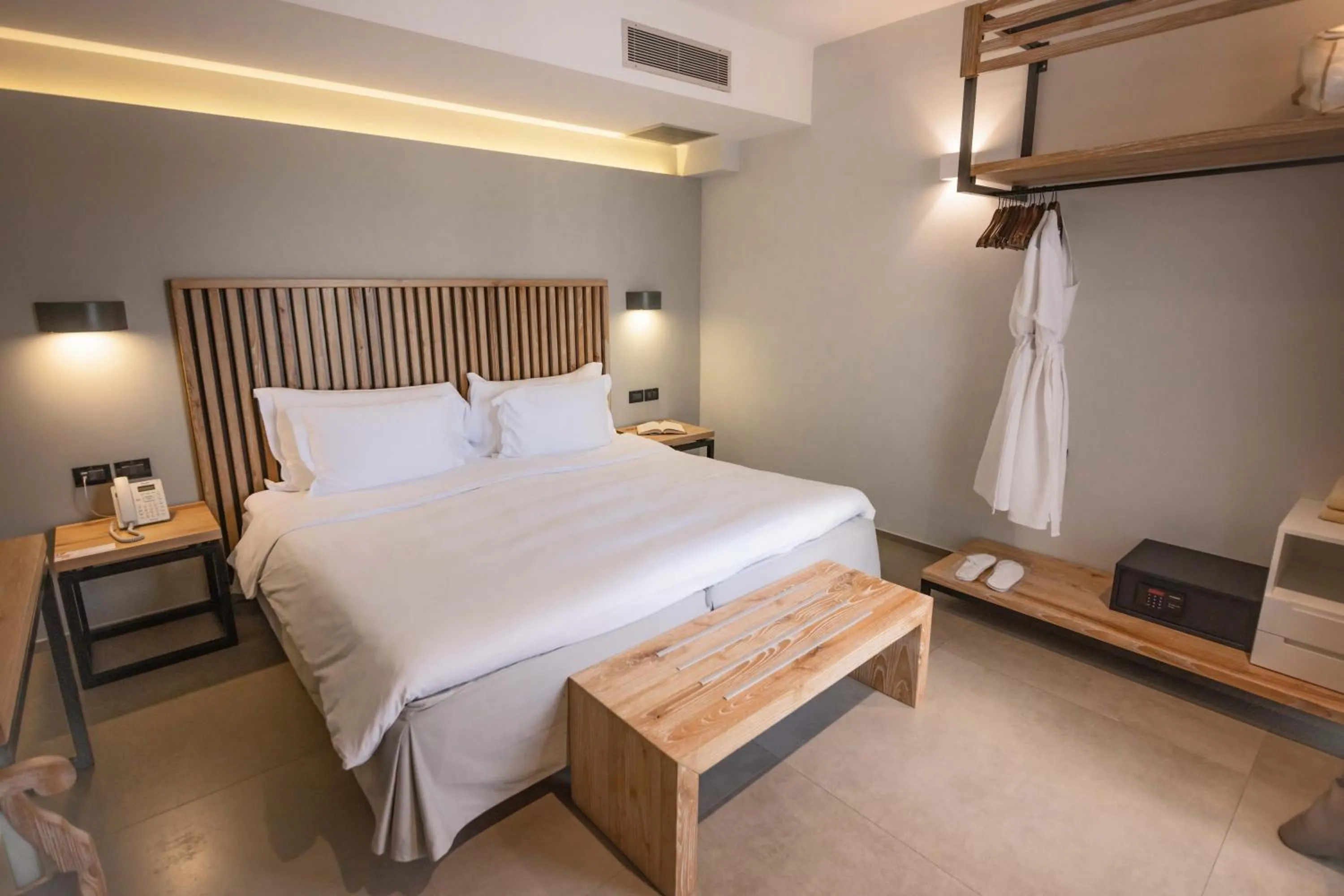 Bed in Movenpick Resort Agios Nikolaos Sivota