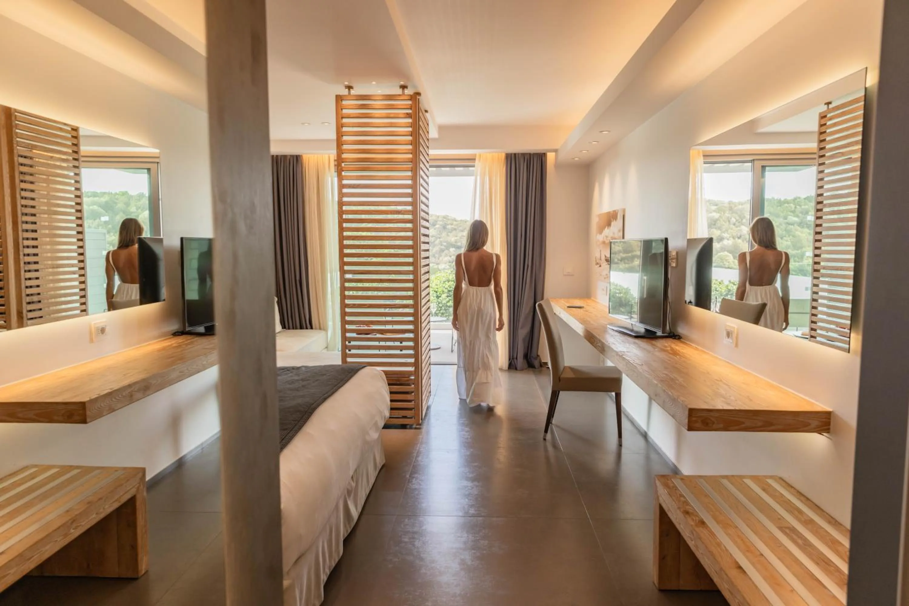 People, Bed in Movenpick Resort Agios Nikolaos Sivota