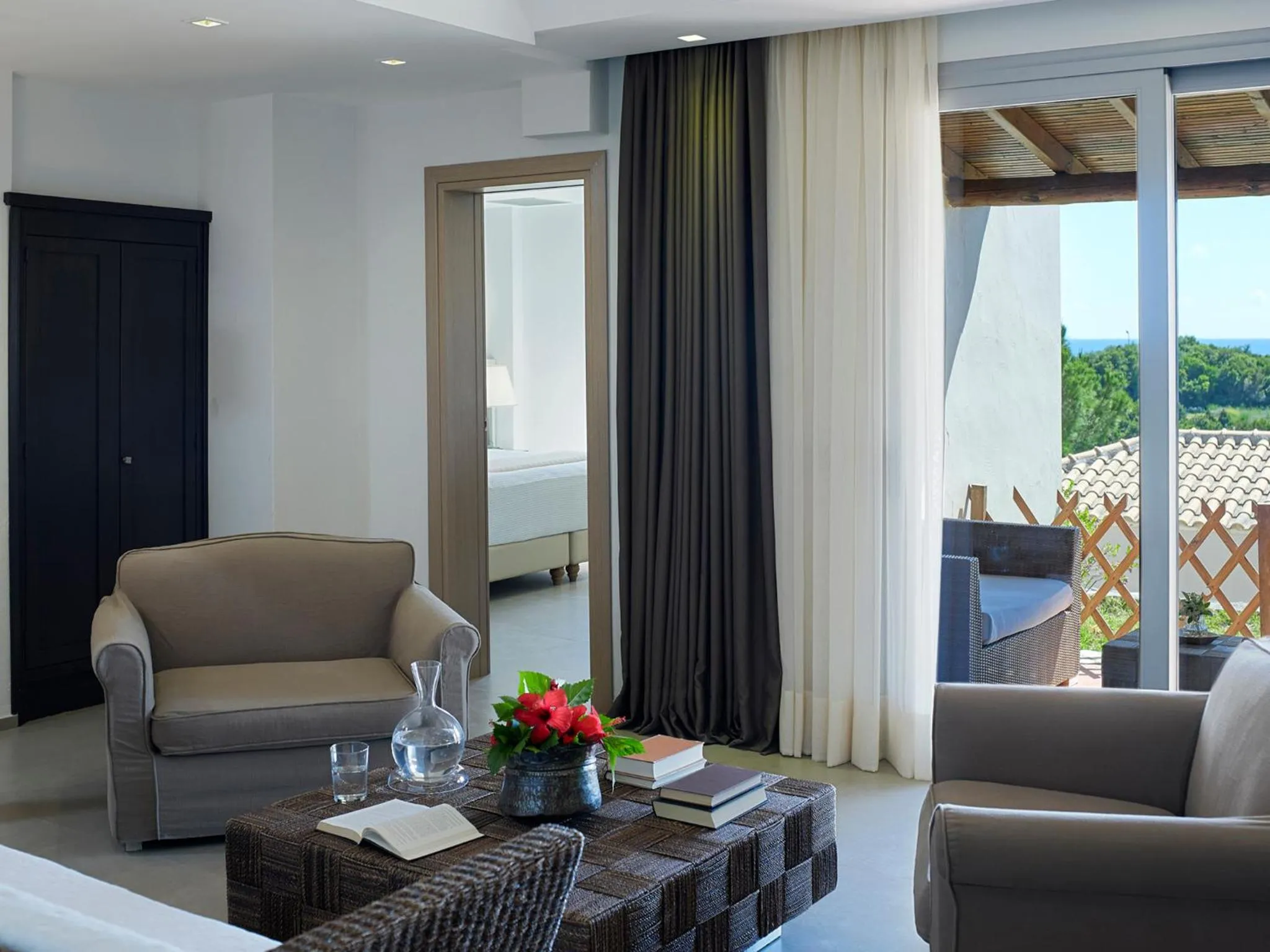 Living room in Movenpick Resort Agios Nikolaos Sivota