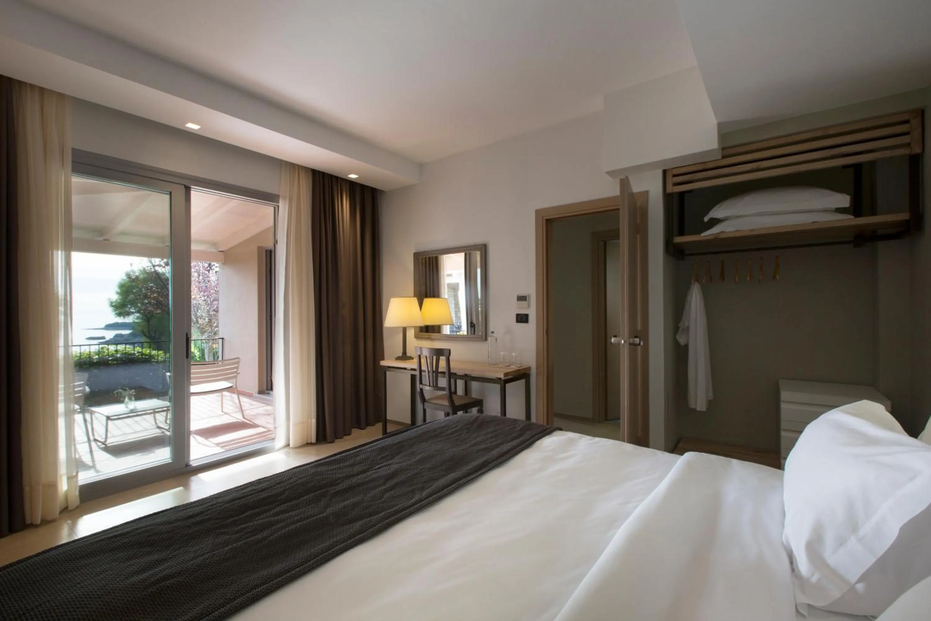 Bed in Movenpick Resort Agios Nikolaos Sivota