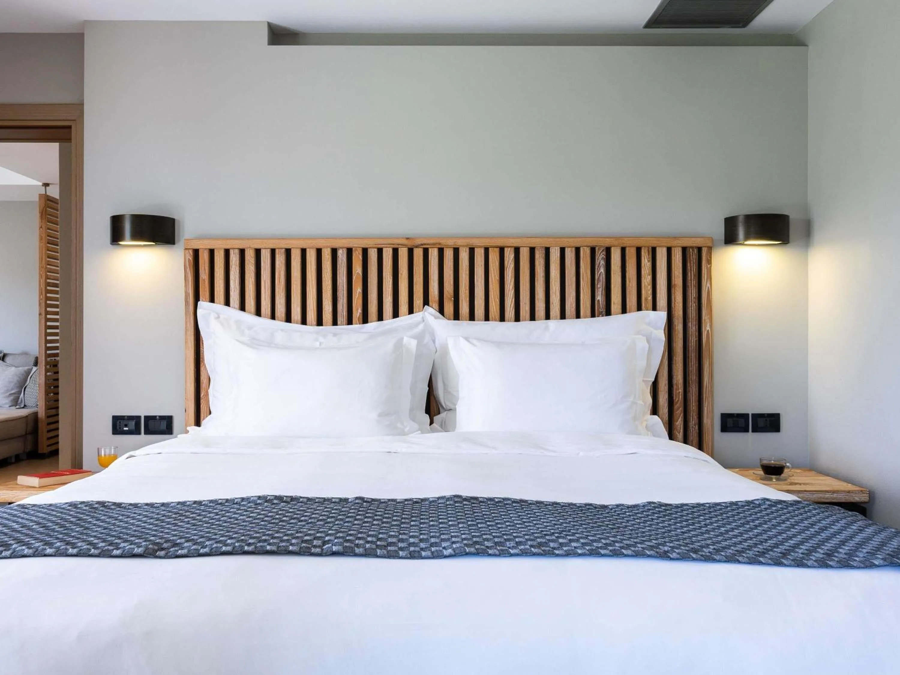 Bedroom, Bed in Movenpick Resort Agios Nikolaos Sivota