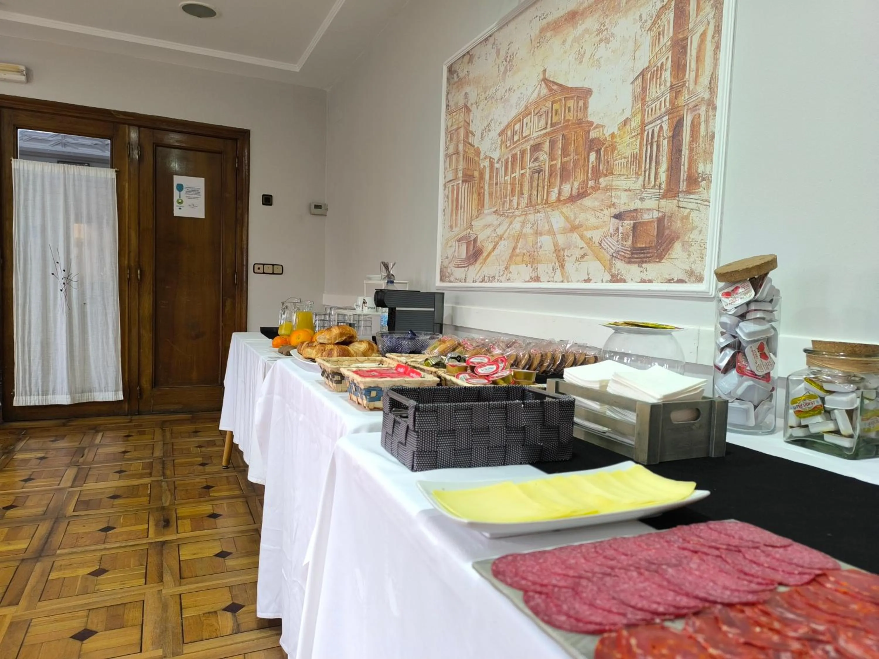 Breakfast in Hotel Santa Barbara