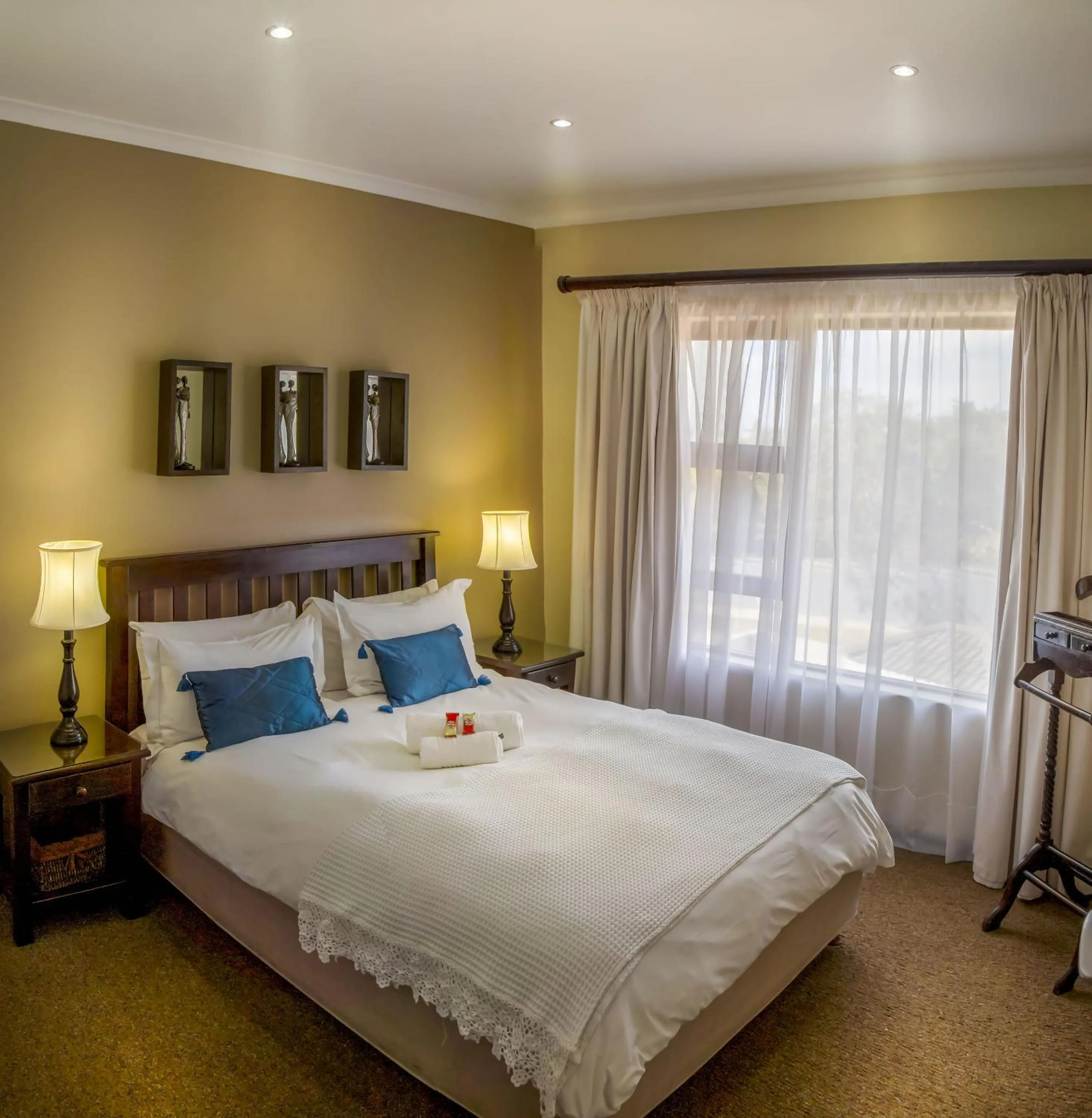 Bed in Lalapanzi Guest Lodge