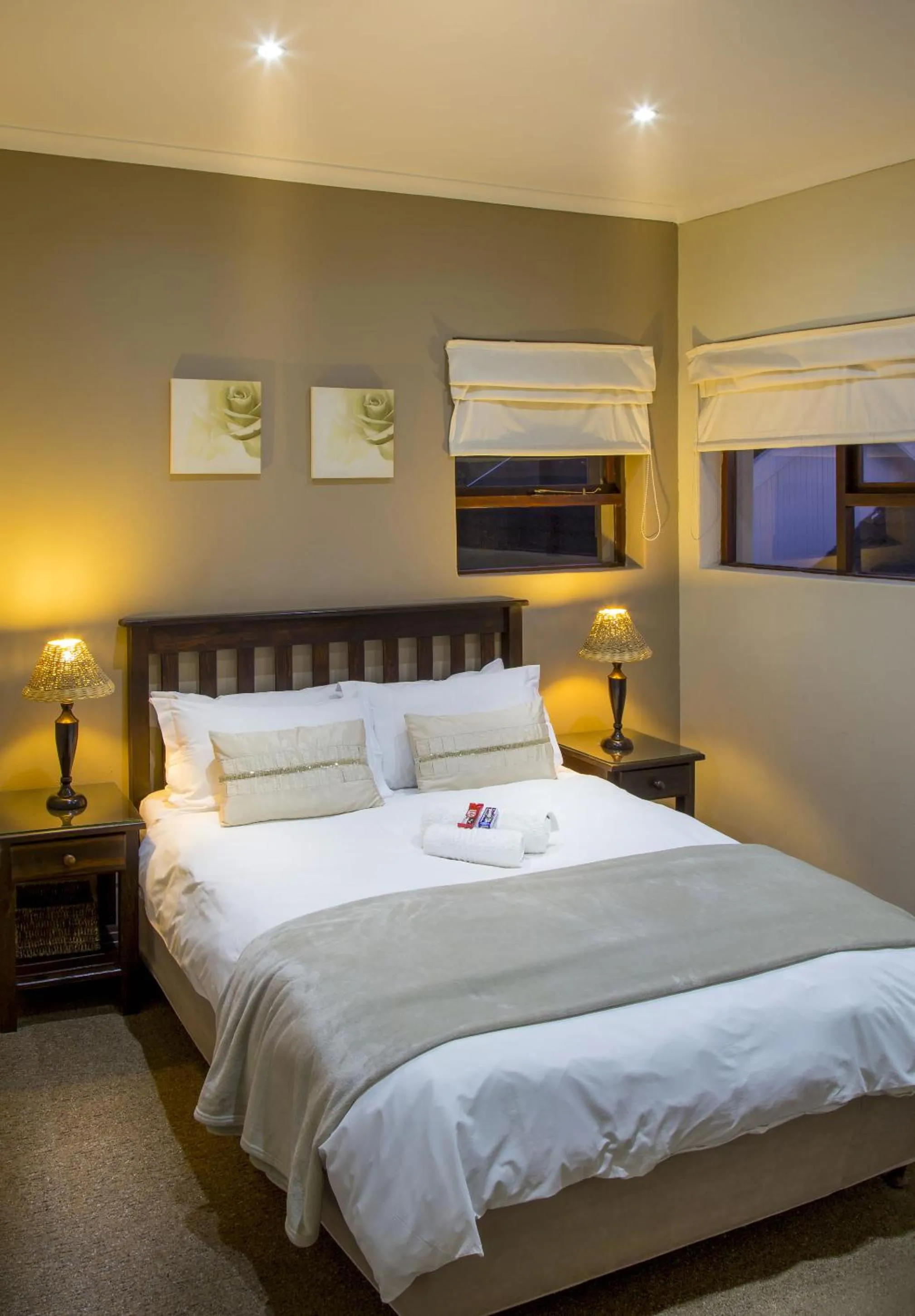 Bed in Lalapanzi Guest Lodge