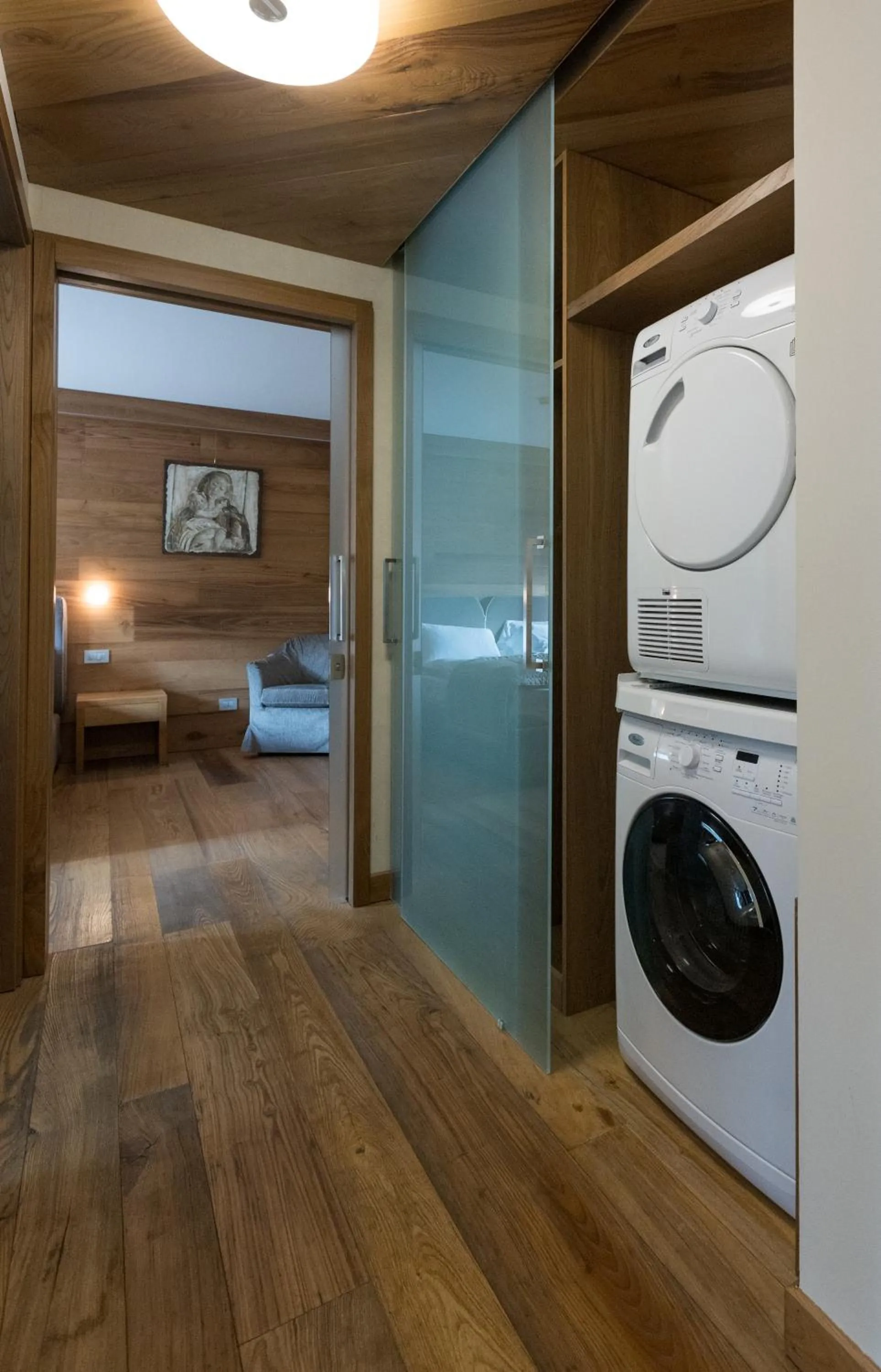 washing machine in Sottovento Luxury Hospitality