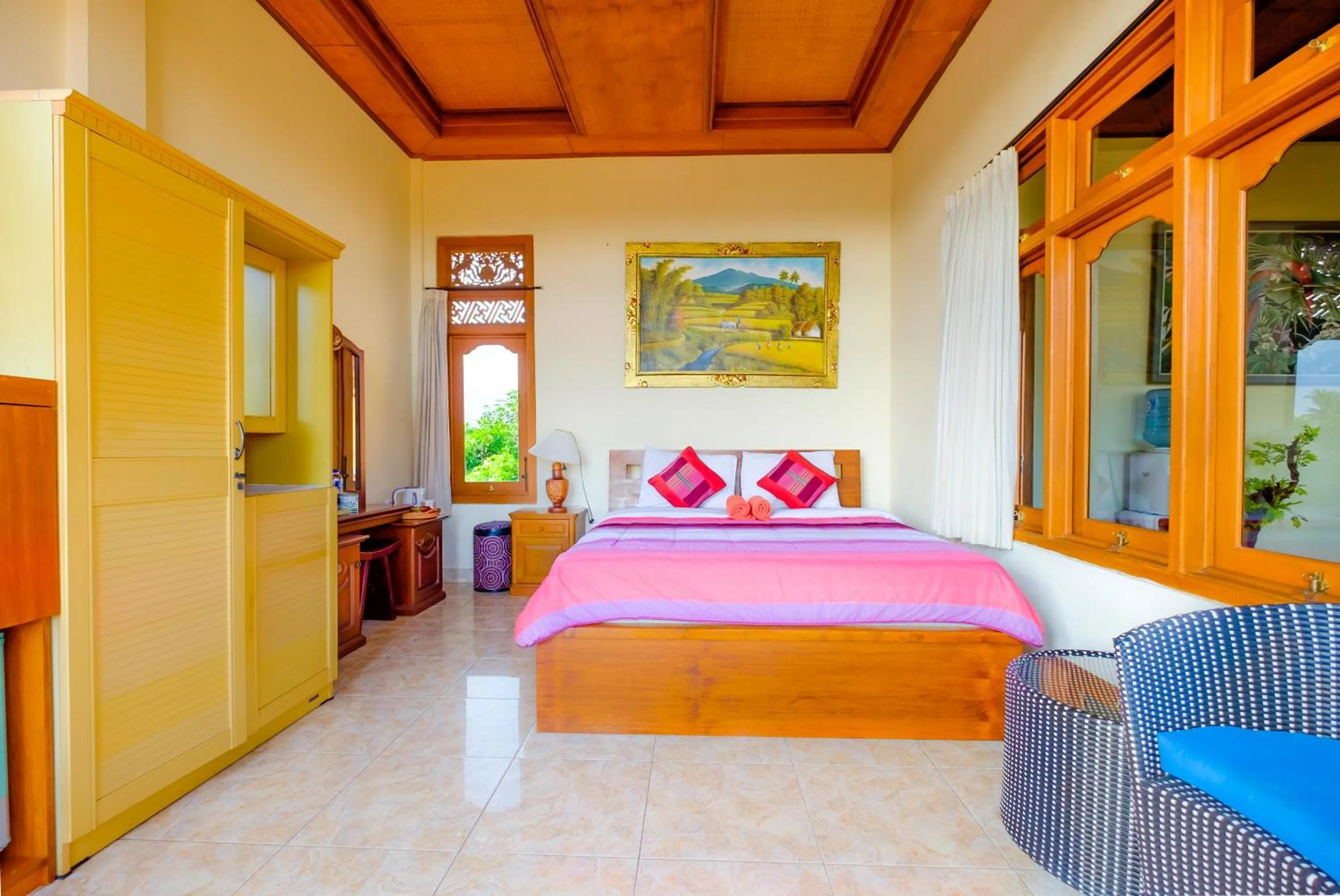 Bed in Bali Spring Cottages