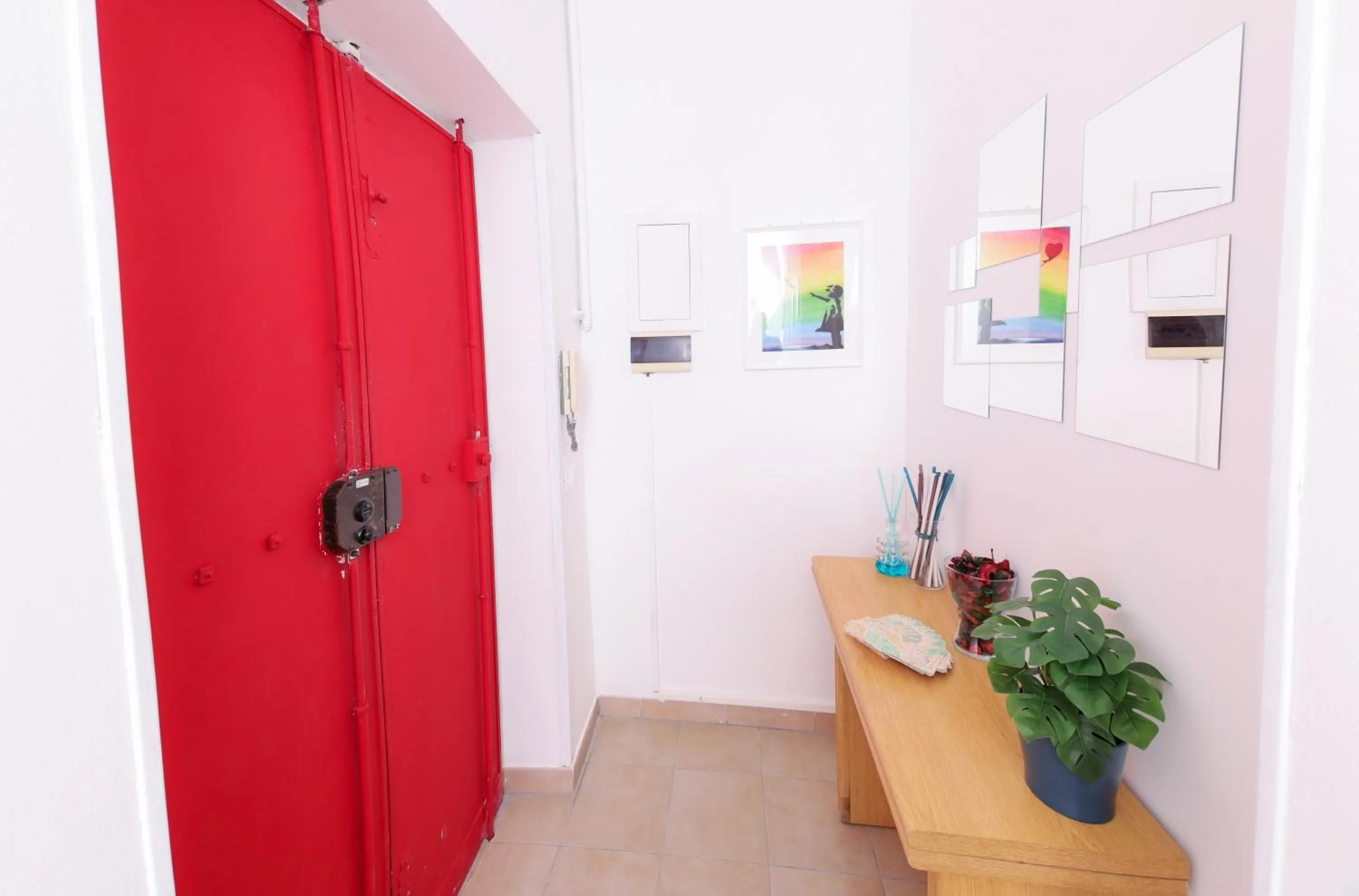 Facade/entrance in Cielo Vaticano Guest House