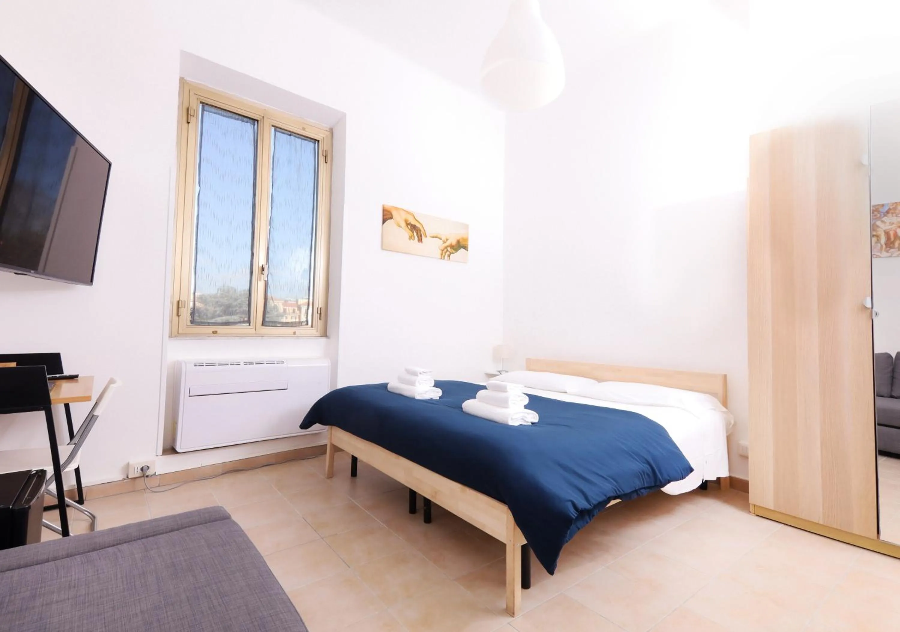 Bed in Cielo Vaticano Guest House