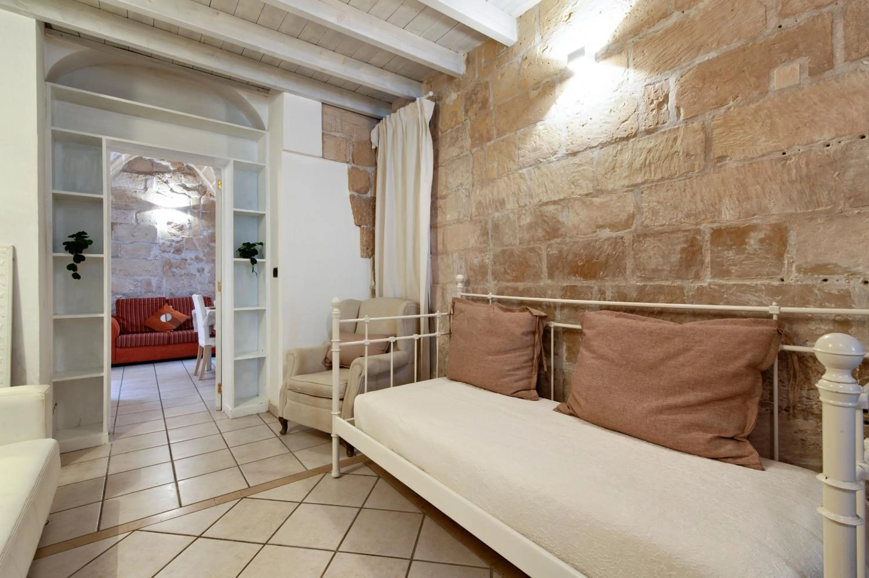 Photo of the whole room, Bed in Chiesa Greca Suites - Lecce Selection