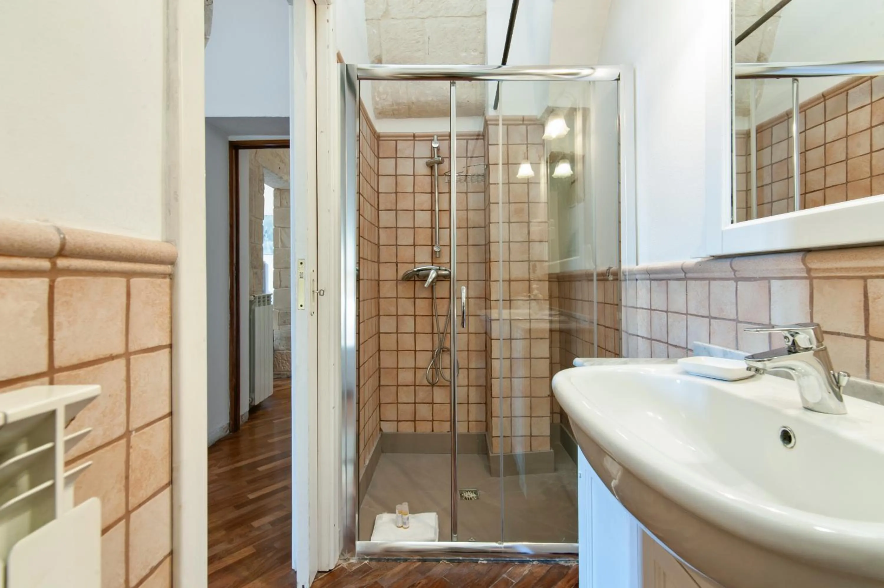 Shower in Chiesa Greca Suites - Lecce Selection