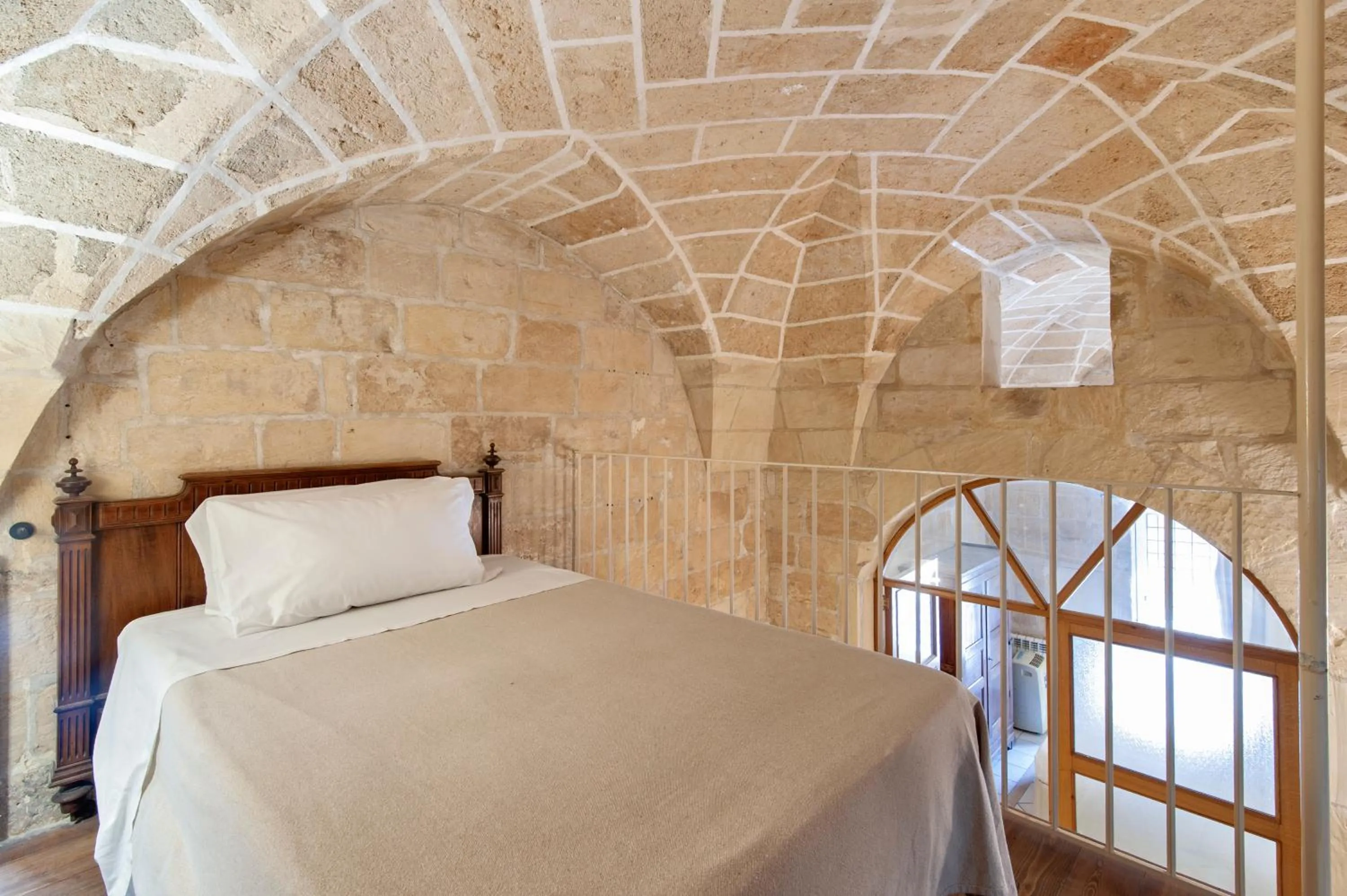 Photo of the whole room, Bed in Chiesa Greca Suites - Lecce Selection