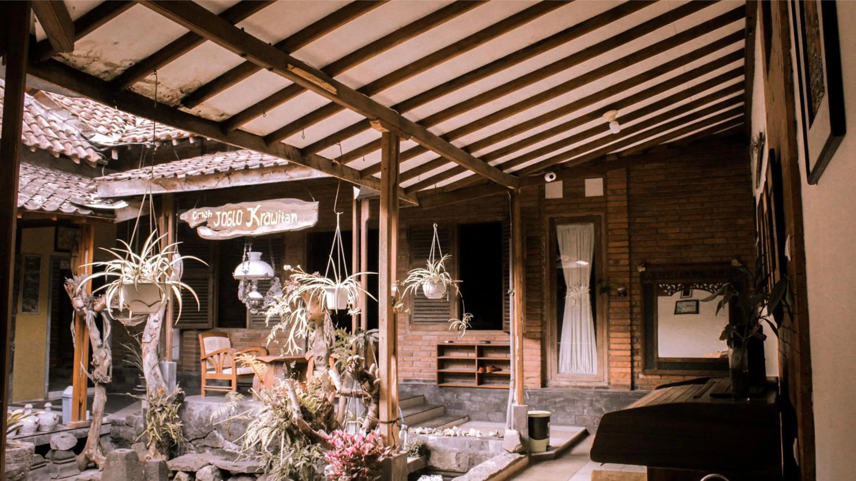 nDalem Joglo Krawitan Syariah