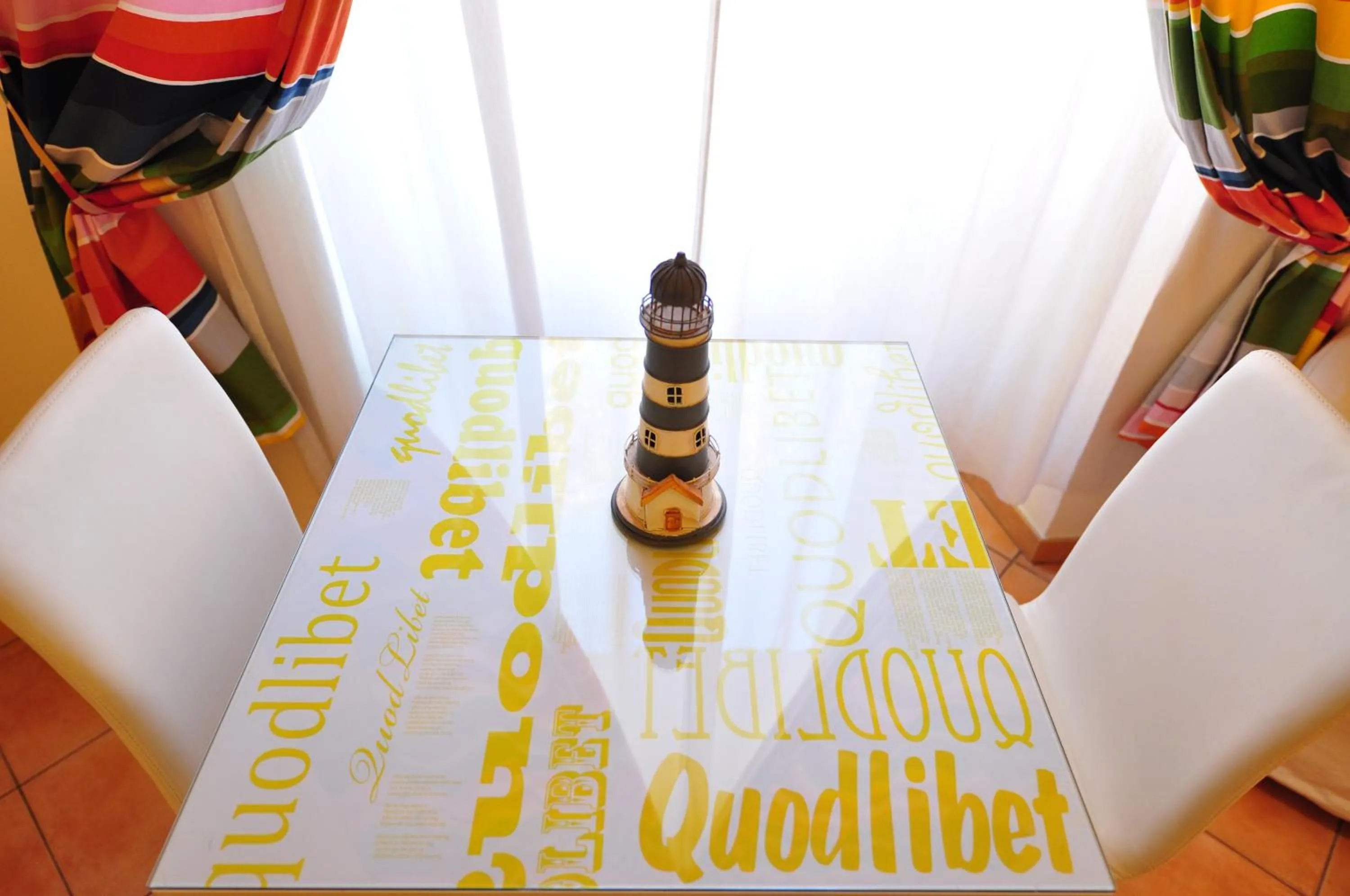 Decorative detail in QuodLibet