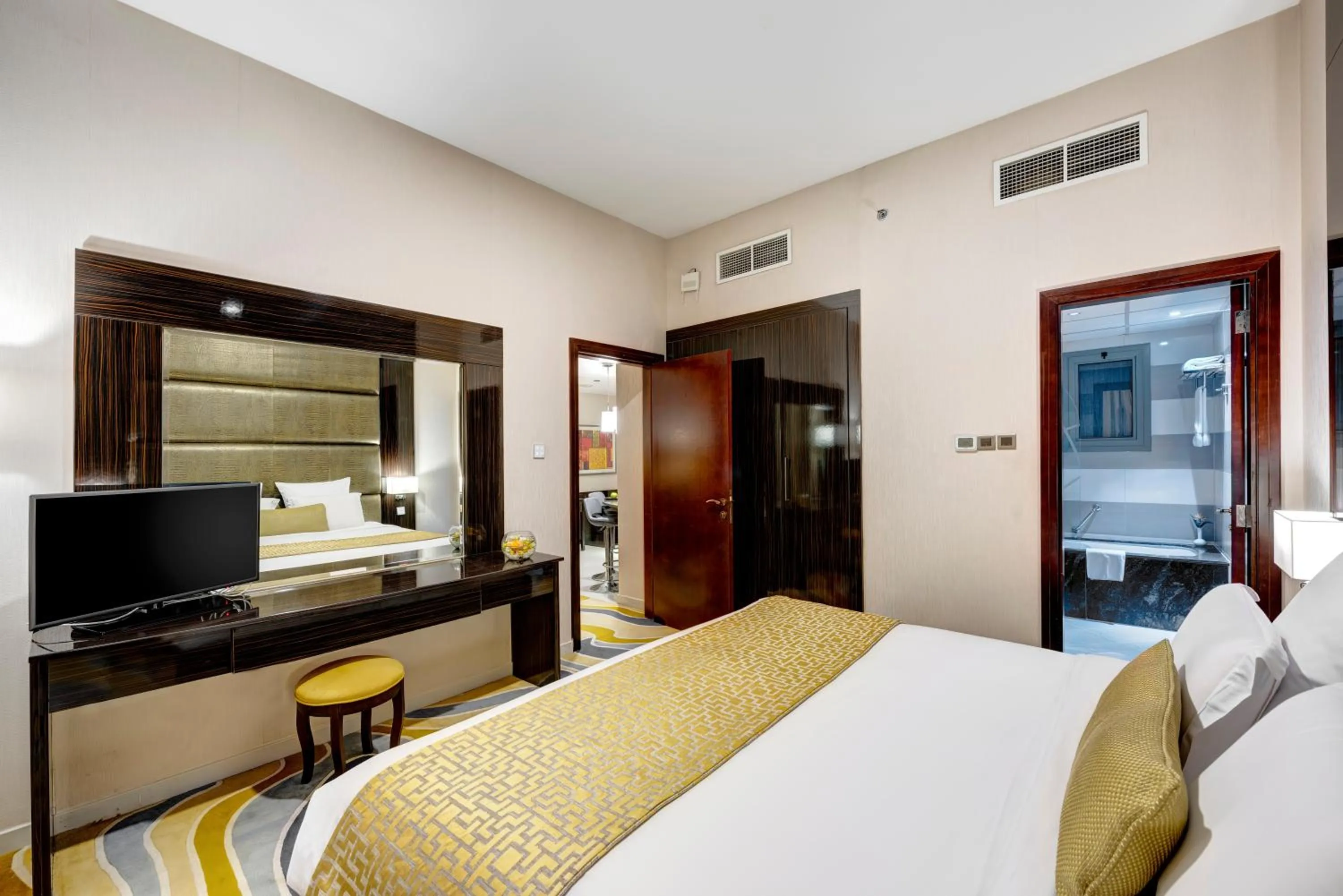 Bedroom, Bed in Gevora Hotel