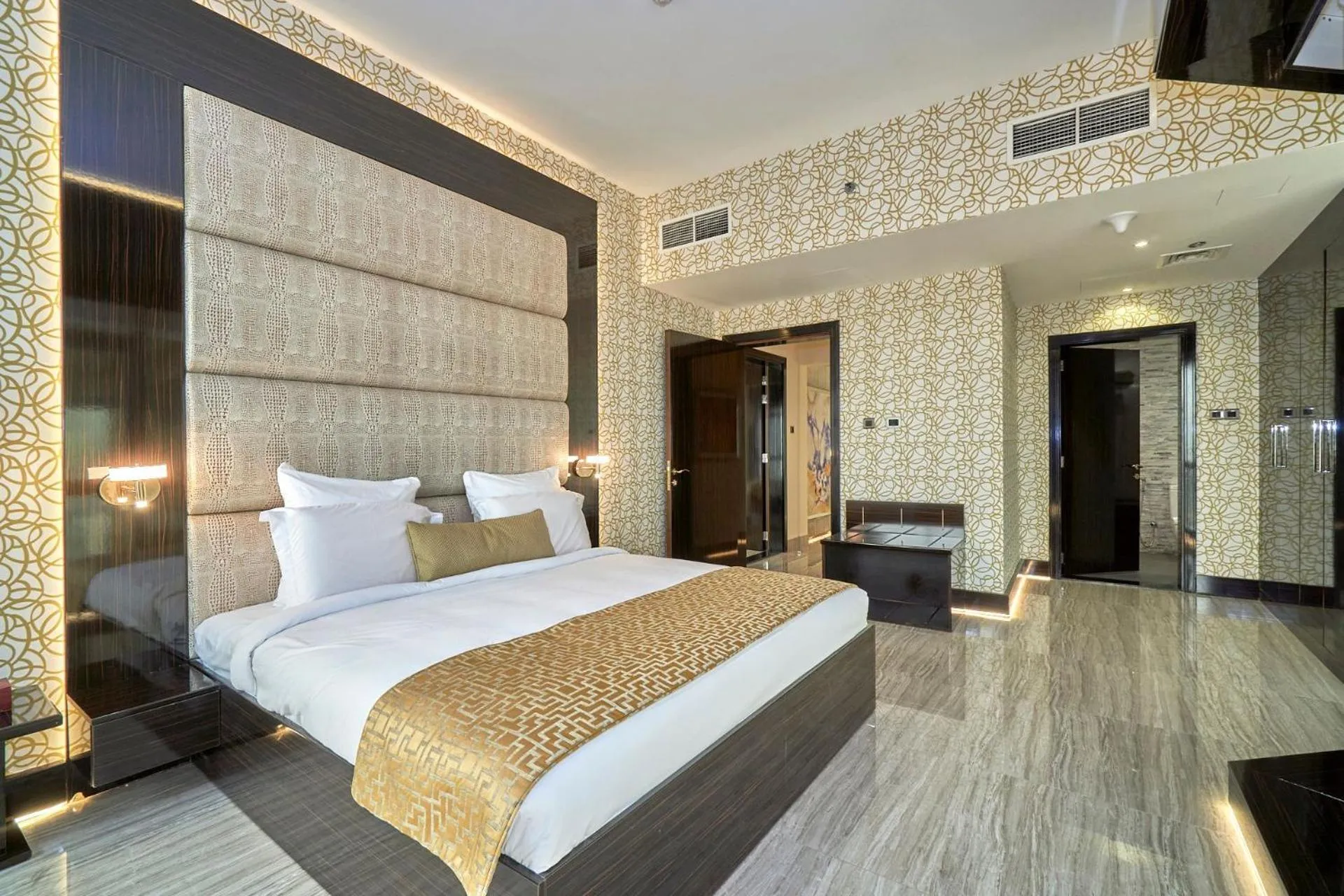 Photo of the whole room, Bed in Gevora Hotel