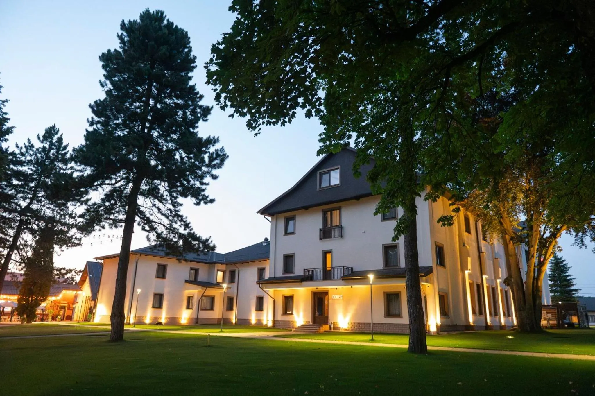 Property building in Conacul Domnesc