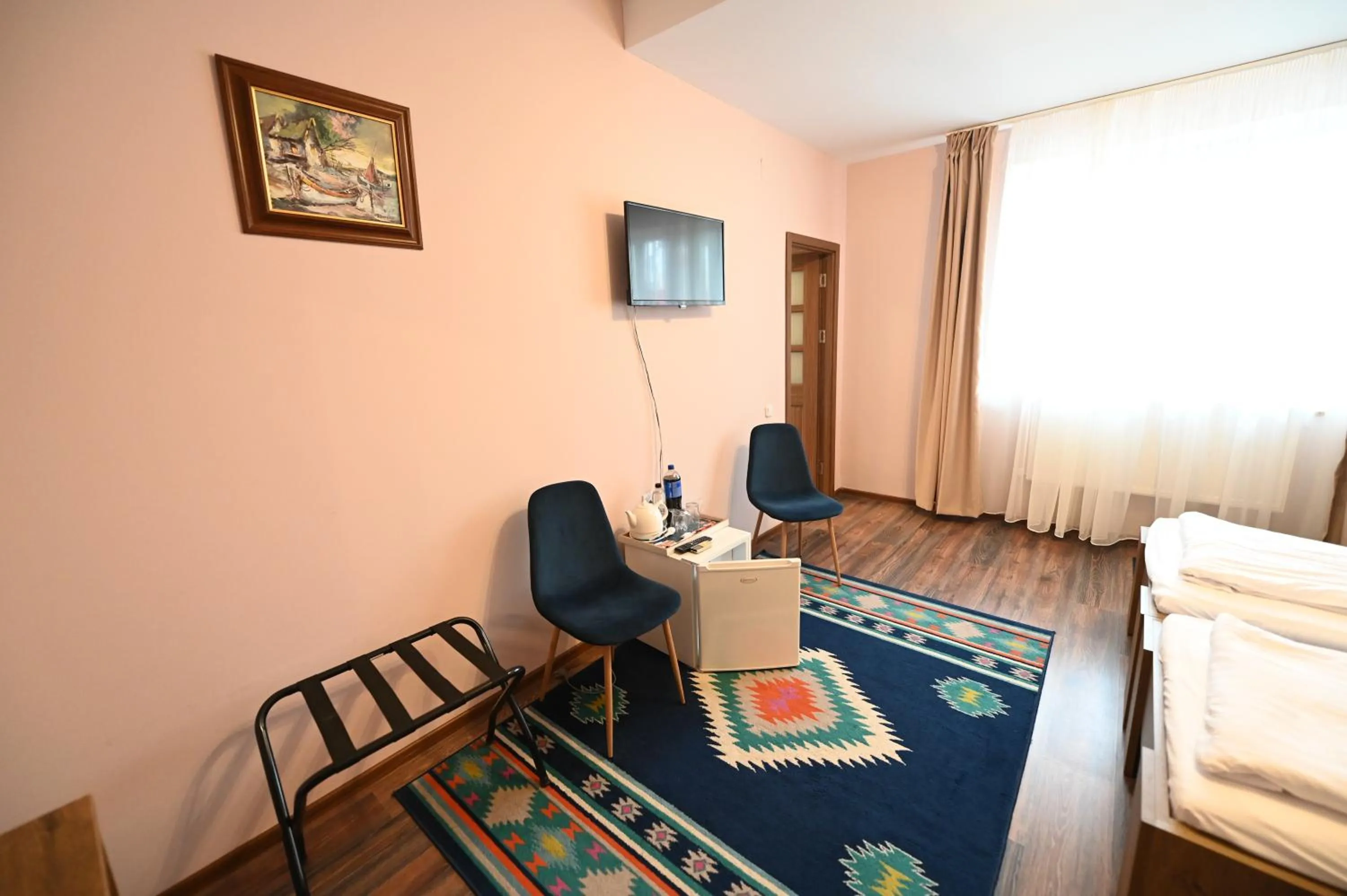 Photo of the whole room, Bed in Conacul Domnesc