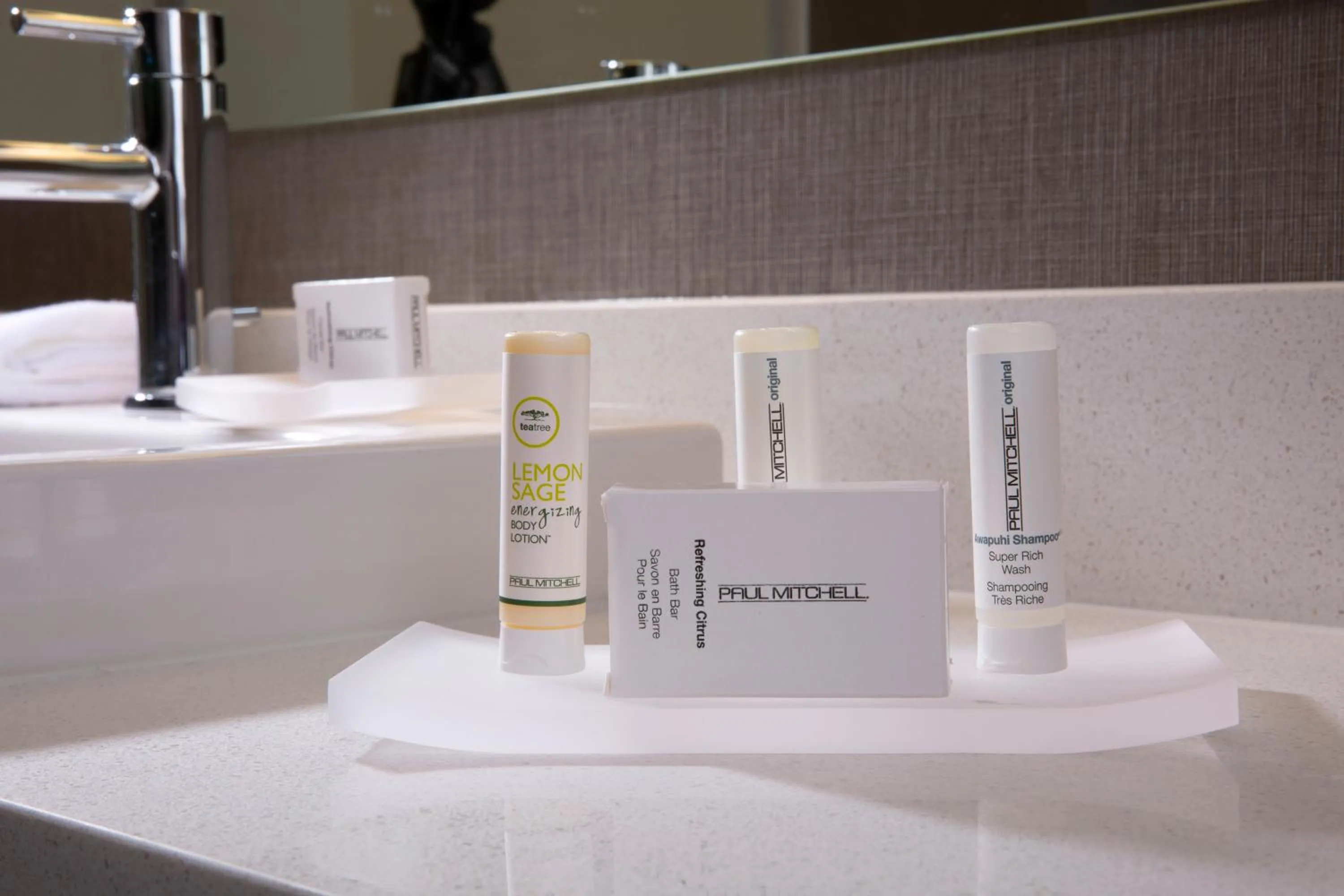 Bathroom in Springhill Suites By Marriott Newark Downtown