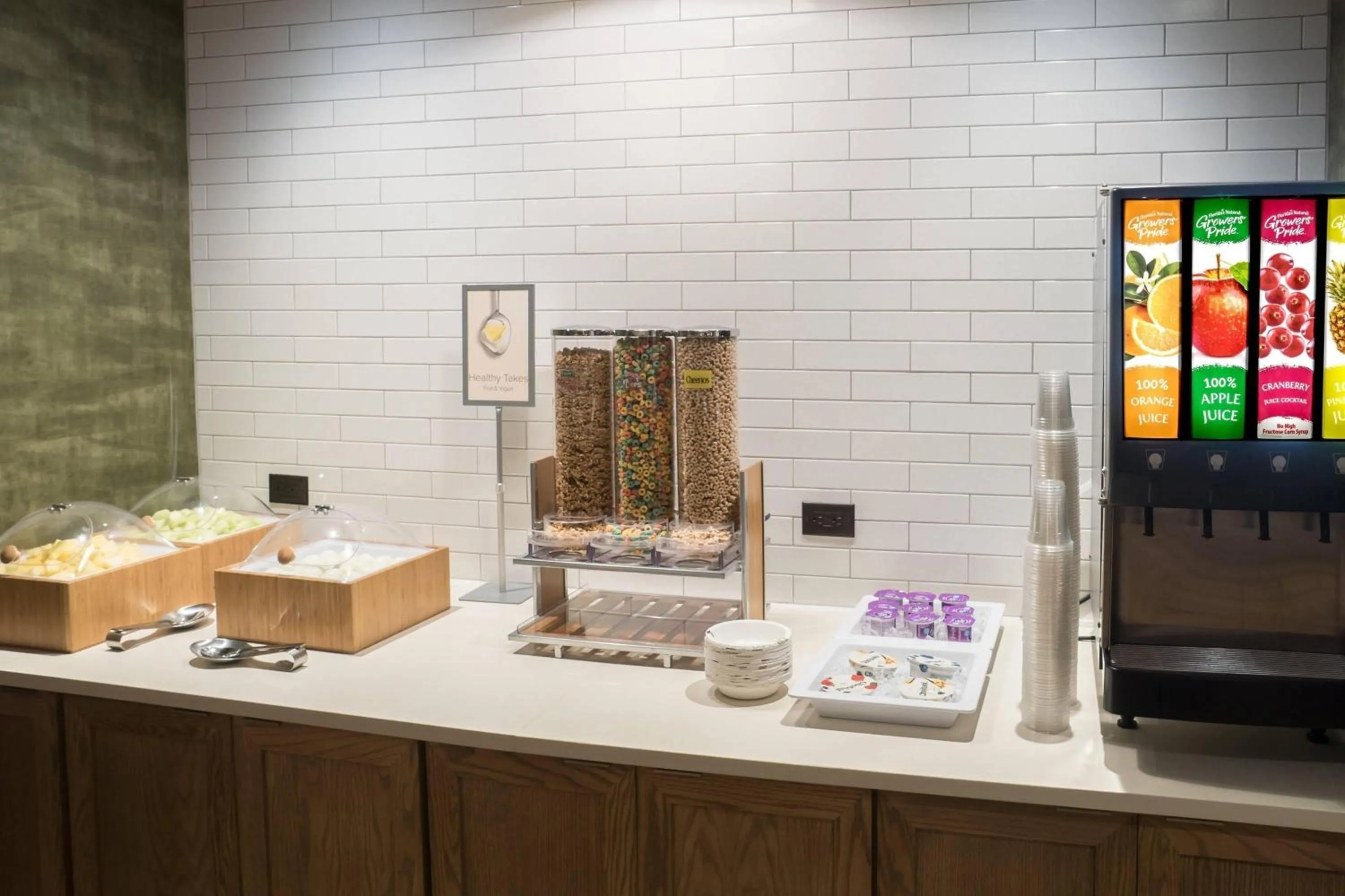 Breakfast in Fairfield Inn & Suites by Marriott Melbourne Viera Town Center