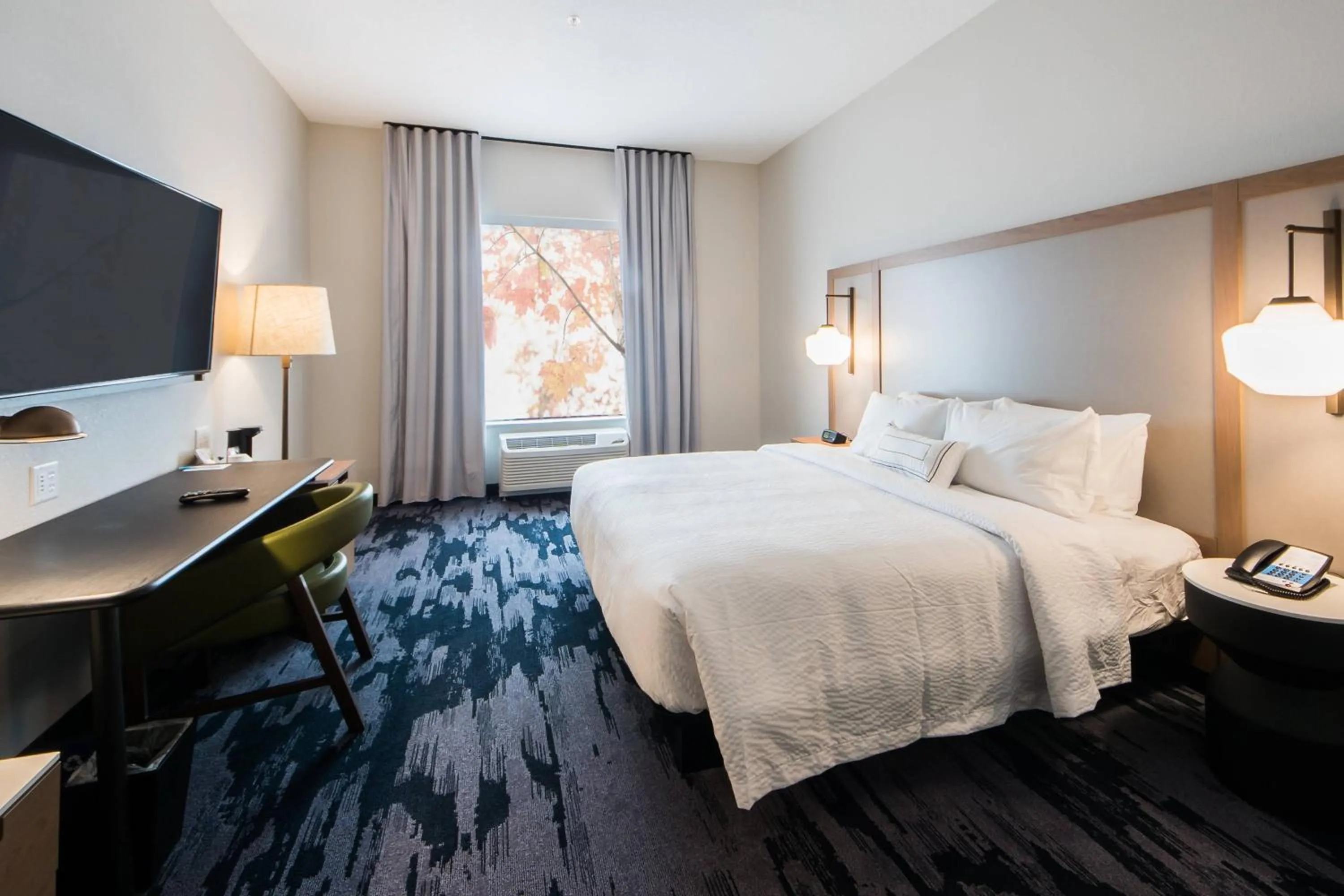 Photo of the whole room, Bed in Fairfield Inn & Suites by Marriott Melbourne Viera Town Center