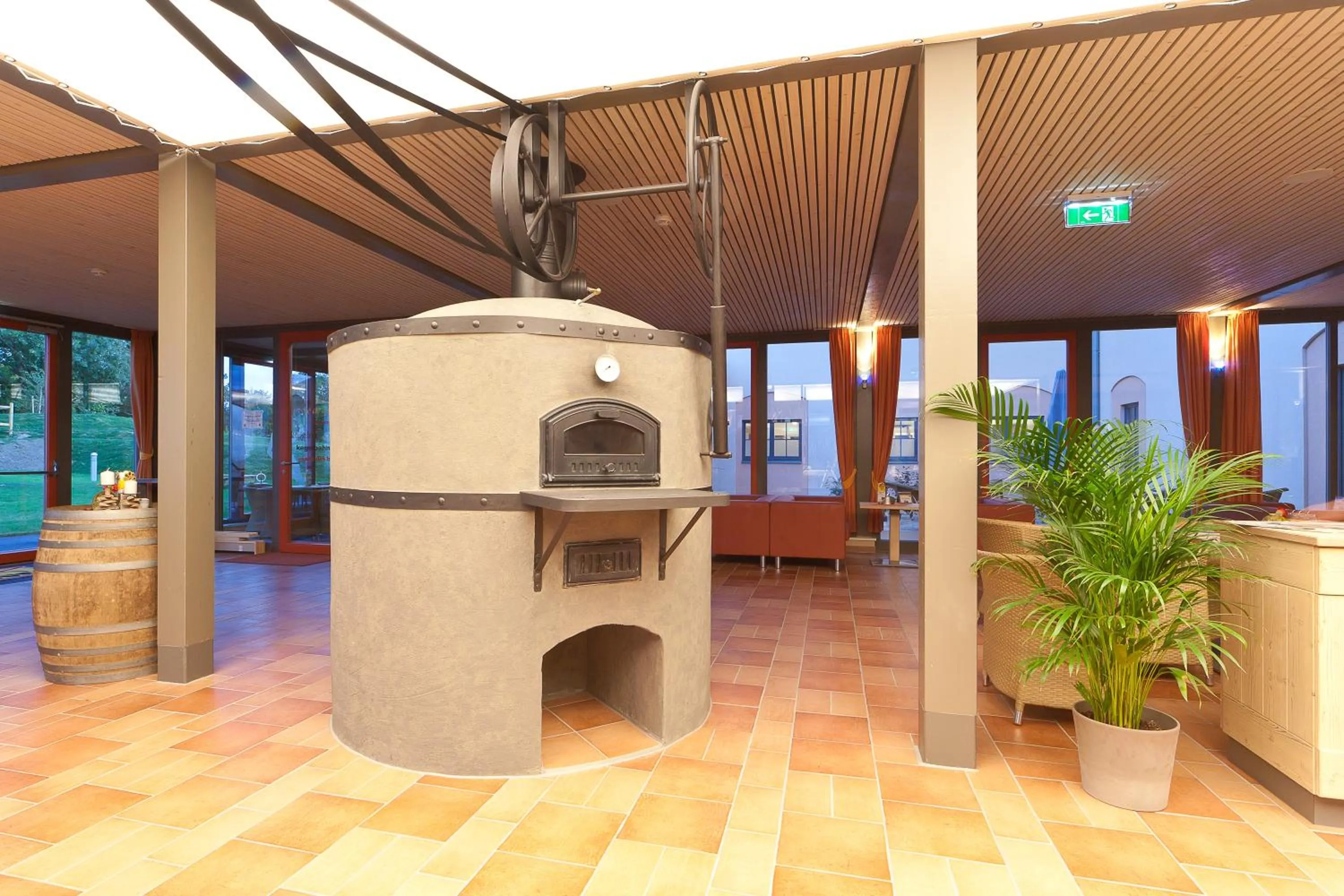 flat iron in JUFA Hotel Weinviertel - Eselsmühle