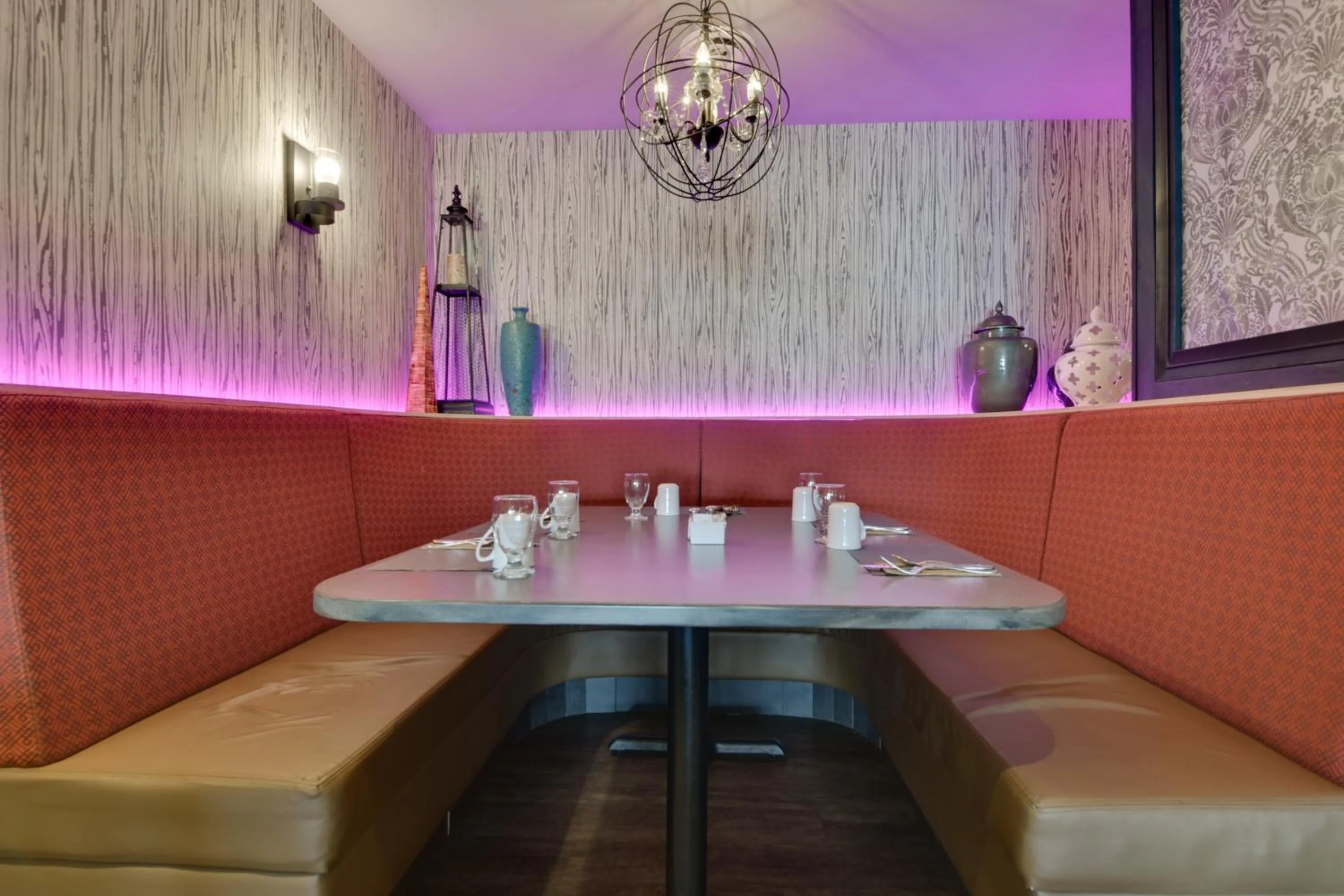 Restaurant/places to eat in Hôtel et Pavillons Le Petit Manoir du Casino