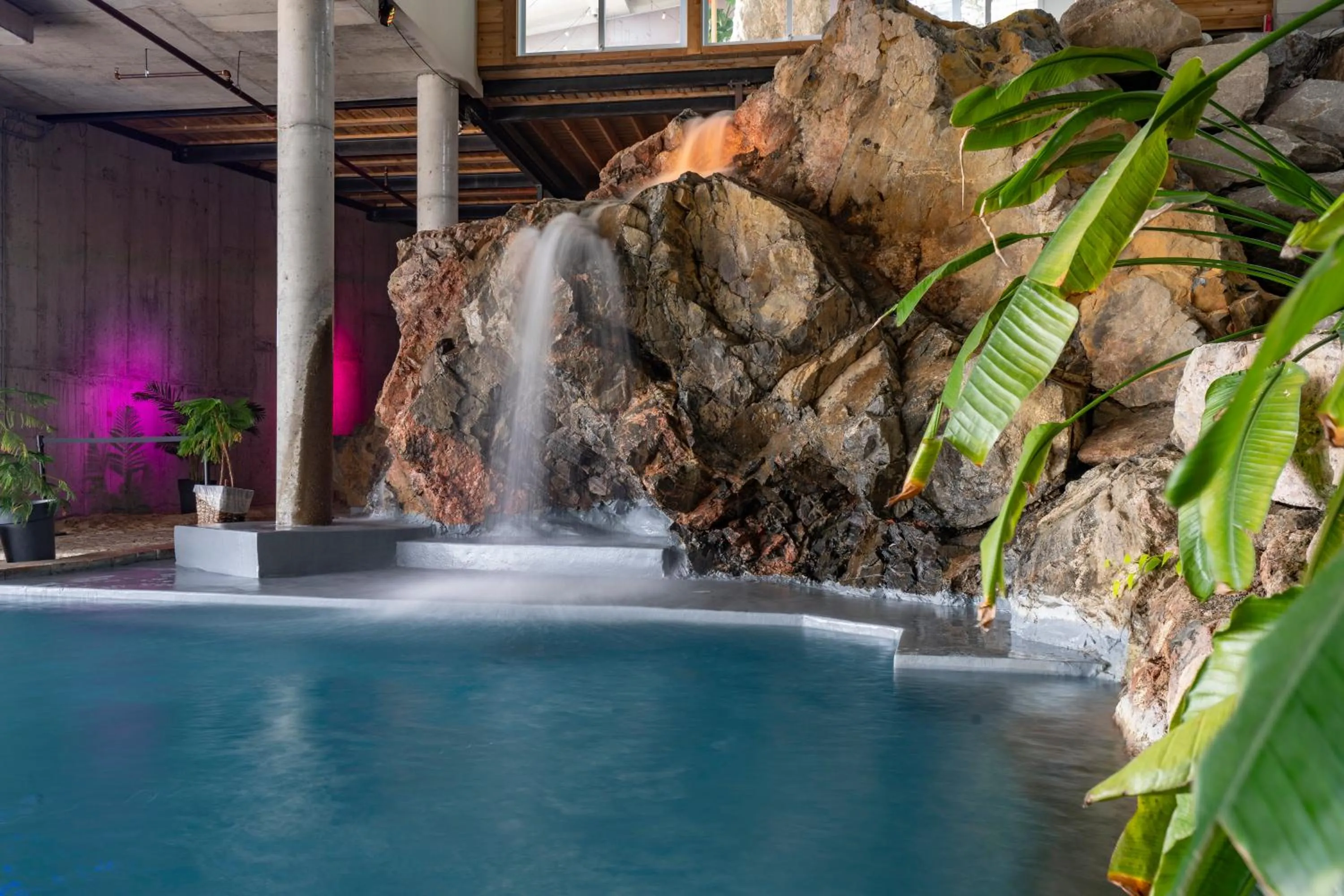 Spa and wellness centre/facilities in Hôtel et Pavillons Le Petit Manoir du Casino