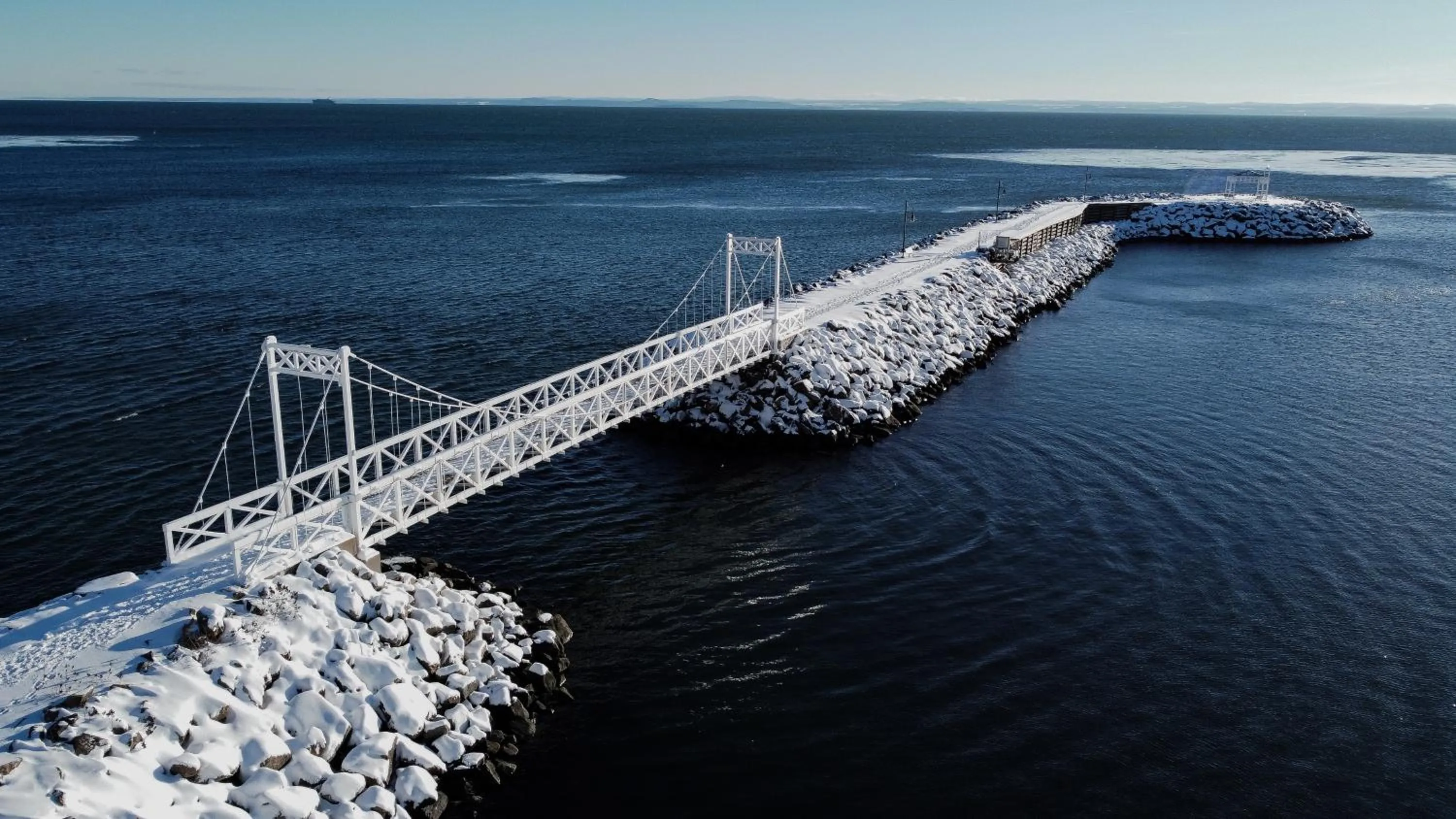 Winter in Hôtel et Pavillons Le Petit Manoir du Casino