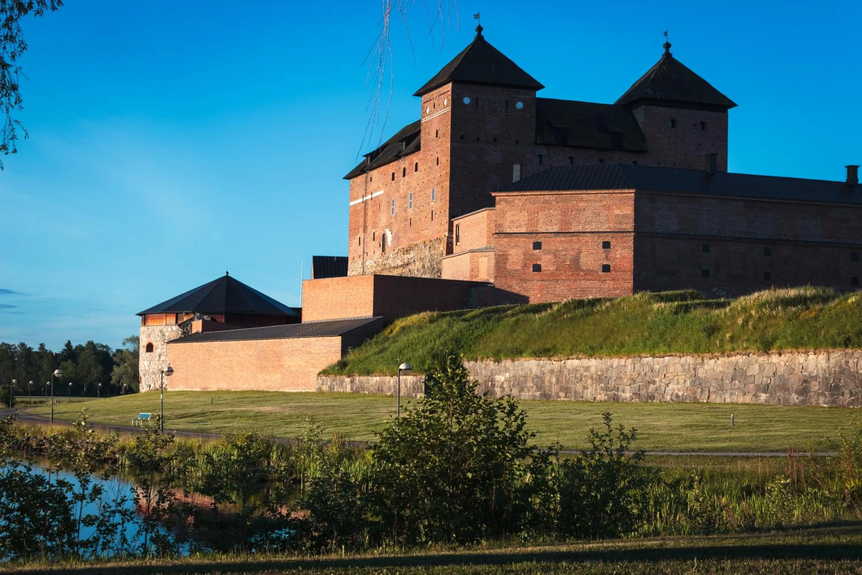 Off site in Lepaan Kartanon Toimela