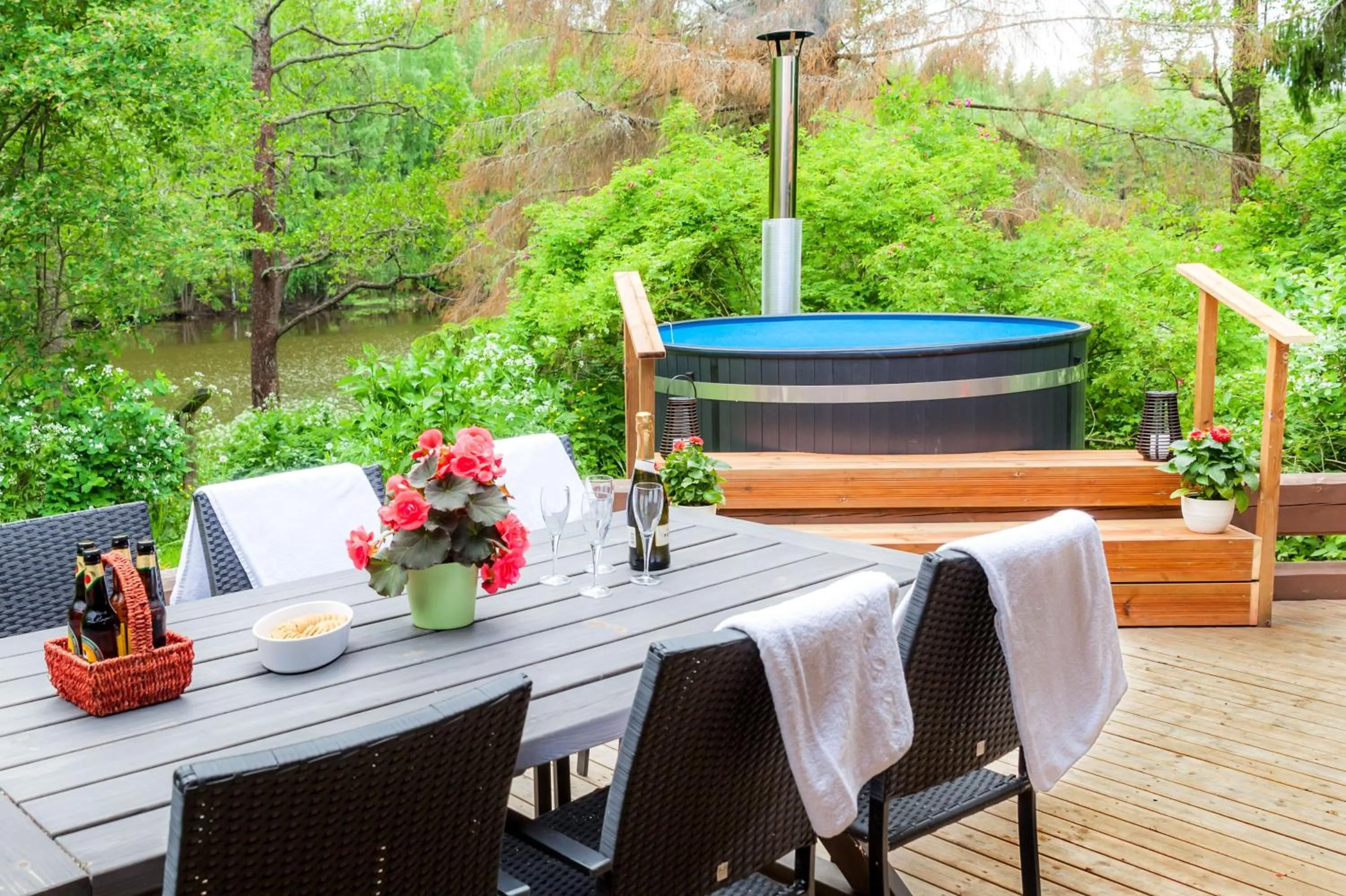 Neighbourhood in Lepaan Kartanon Toimela