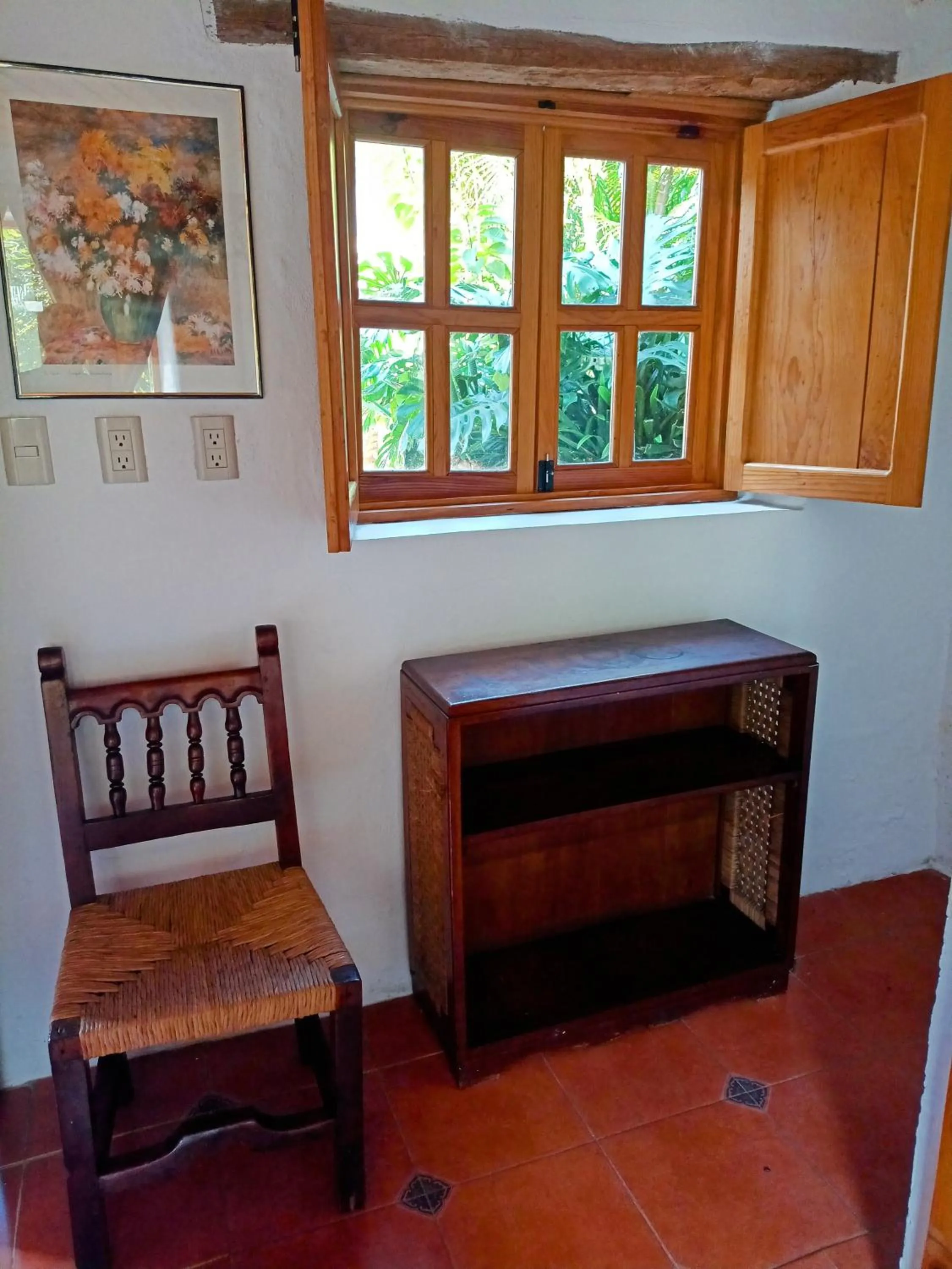 Seating area in La Casona Breakfast & Wellness Center