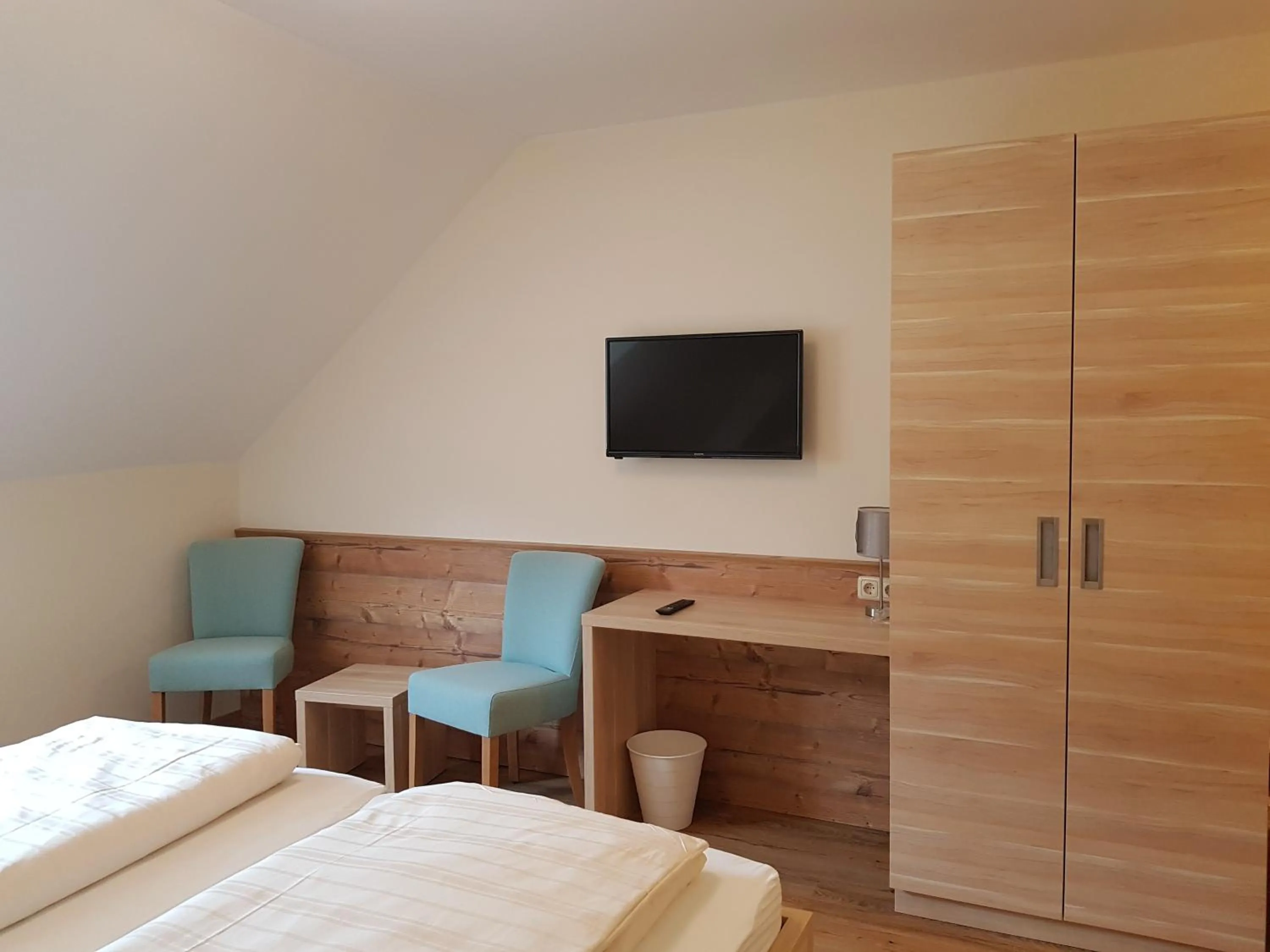 Bed in Pension Pirkdorfer See