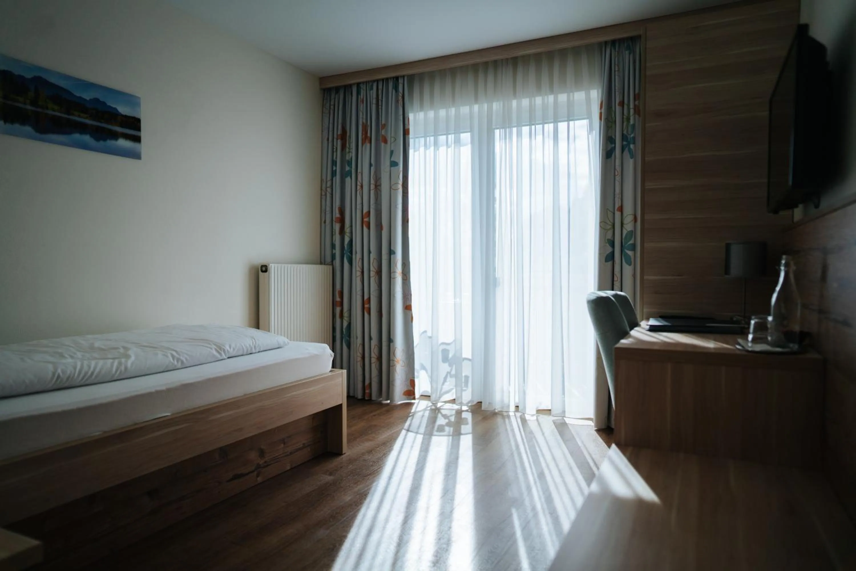 Property building, Bed in Pension Pirkdorfer See