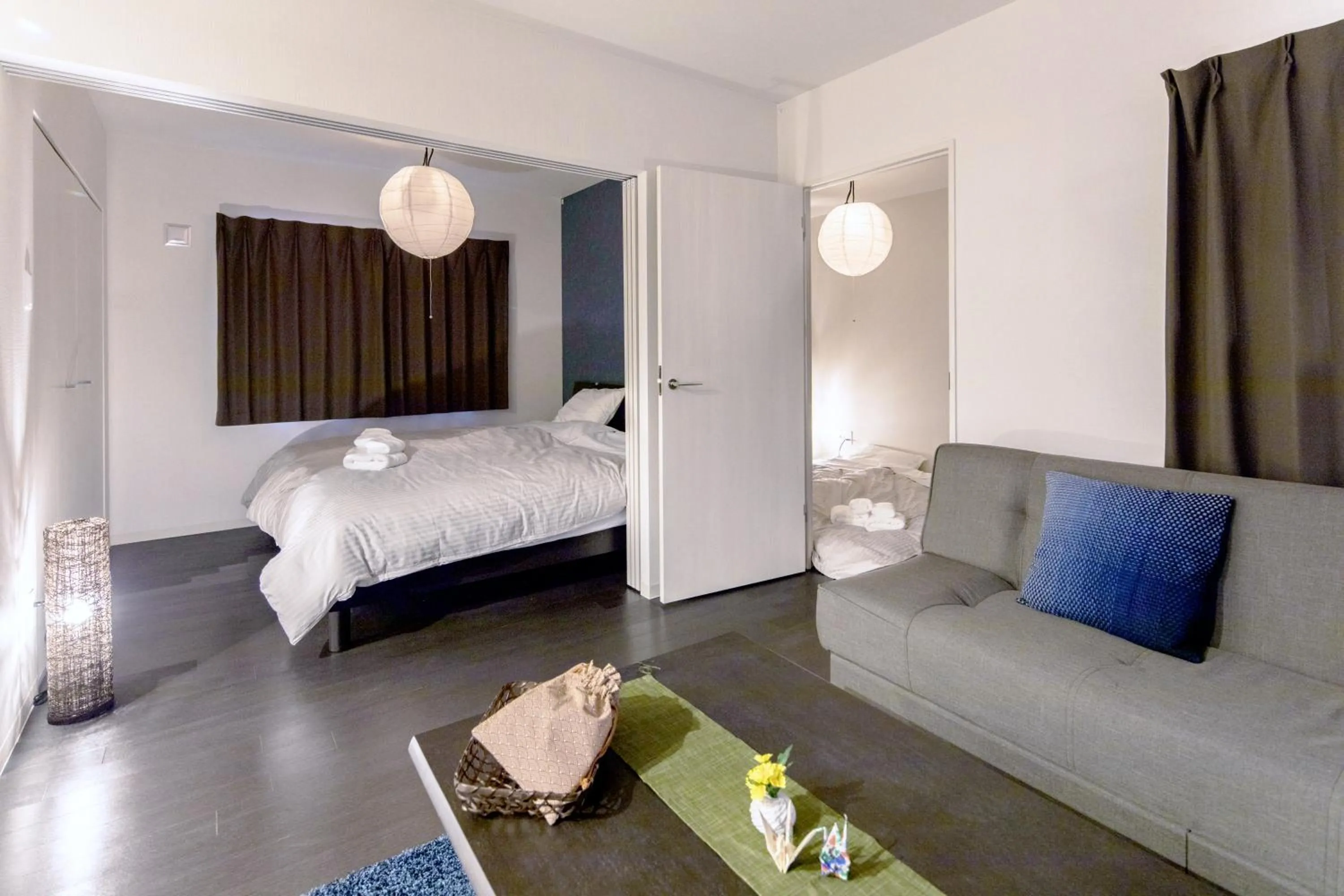 Living room, Bed in PINN-N4E2Ⅱ