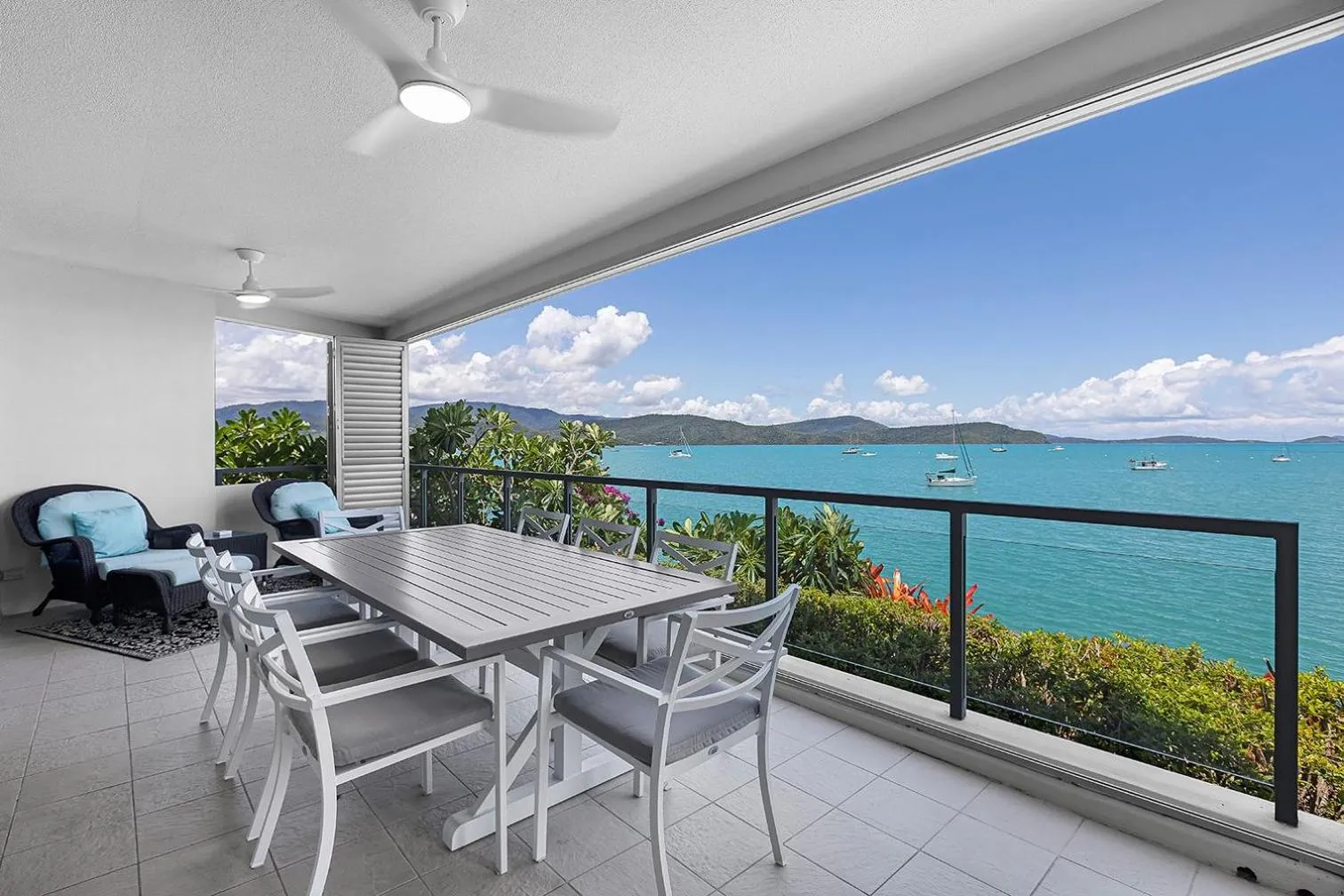 Balcony/Terrace in Peninsula Airlie Beach